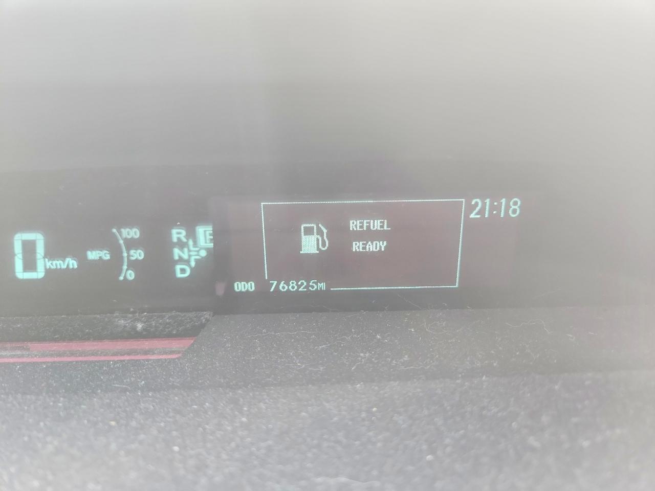 2013 Toyota Prius Plug-in Hybrid Base Silver vin: JTDKN3DP7D3034637