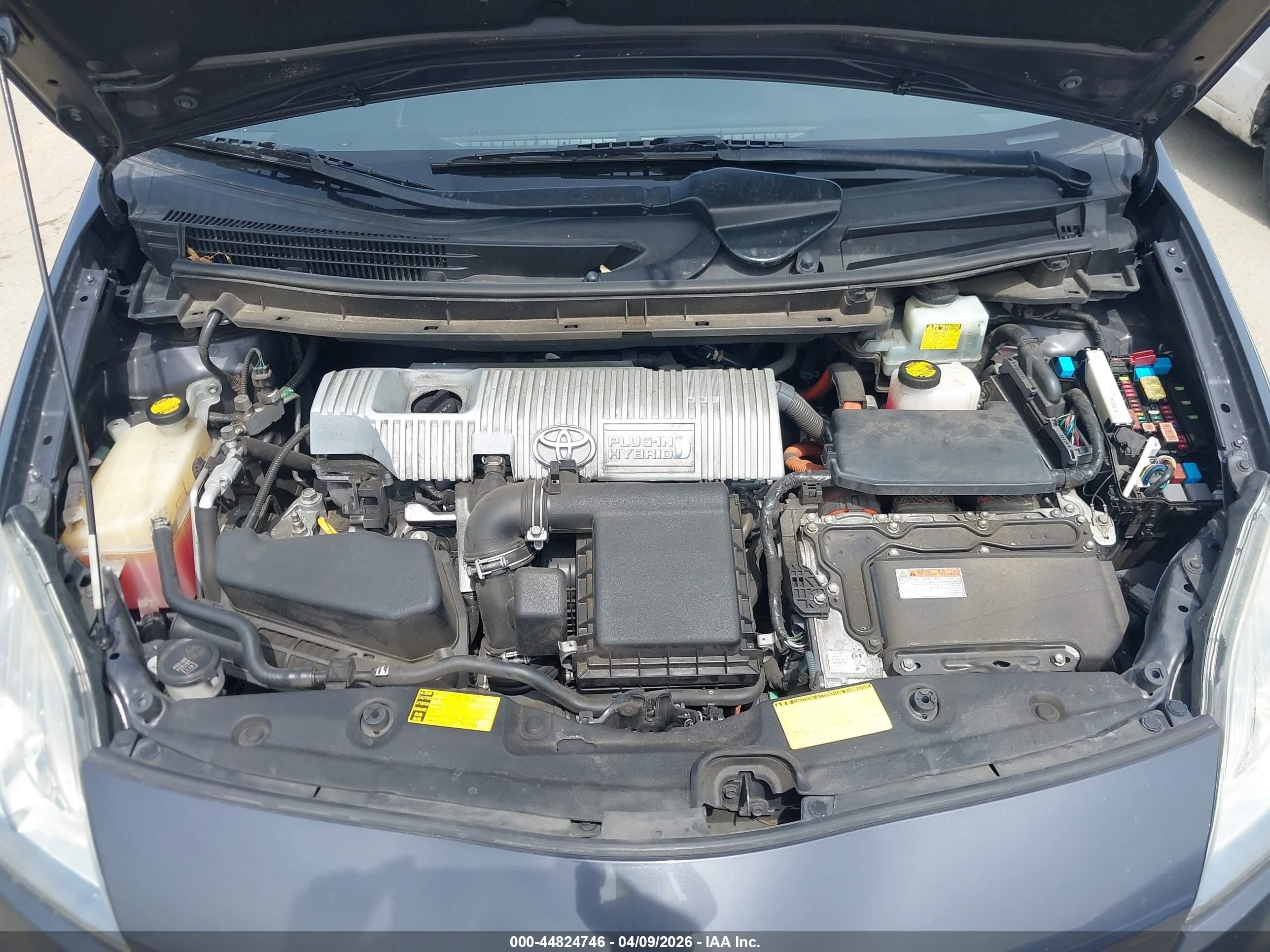 2014 Toyota Prius Plug-in   Gray vin: JTDKN3DP7E3049740