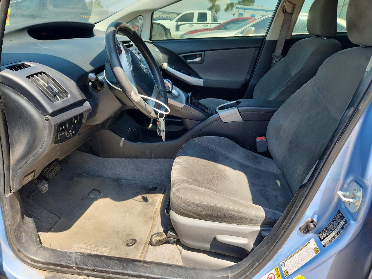 2014 Toyota Prius Plug-in Hybrid Base Blue vin: JTDKN3DP7E3060723