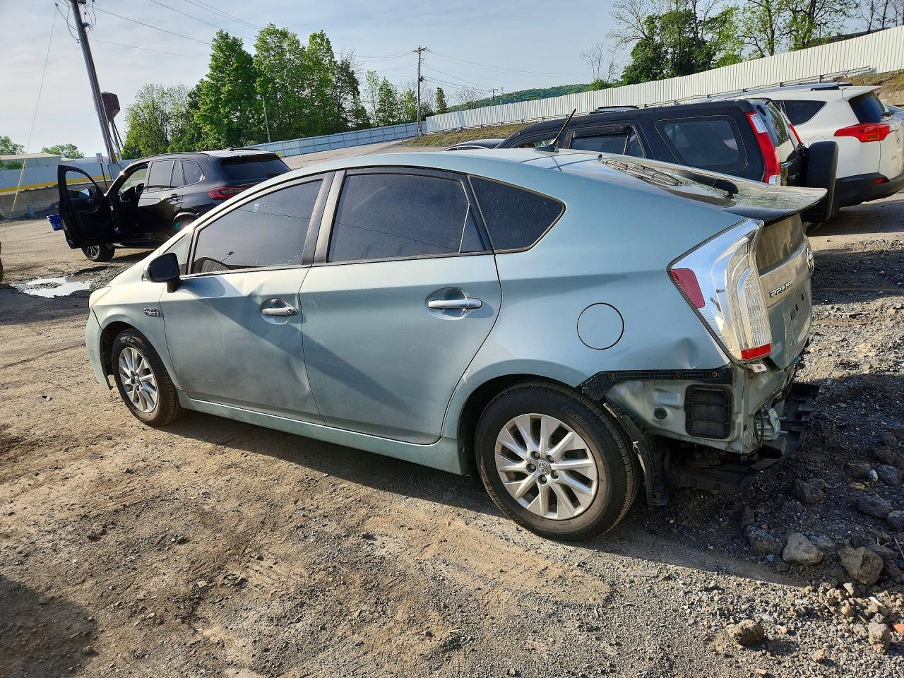 2012 Toyota Prius Plug-in Hybrid Base Green vin: JTDKN3DP8C3013553