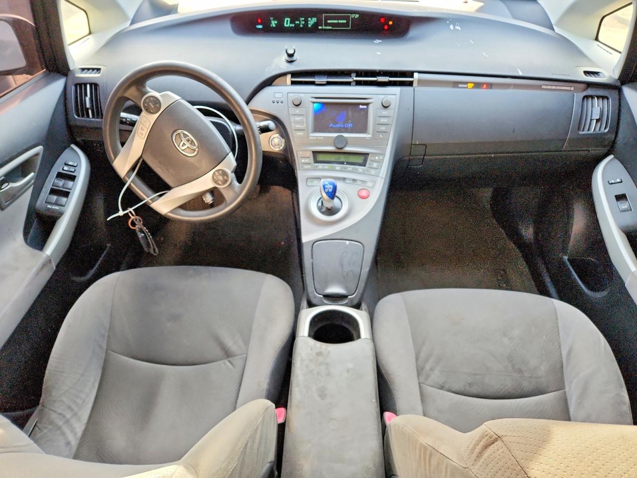 2012 Toyota Prius Plug-in Hybrid Base Green vin: JTDKN3DP8C3013553