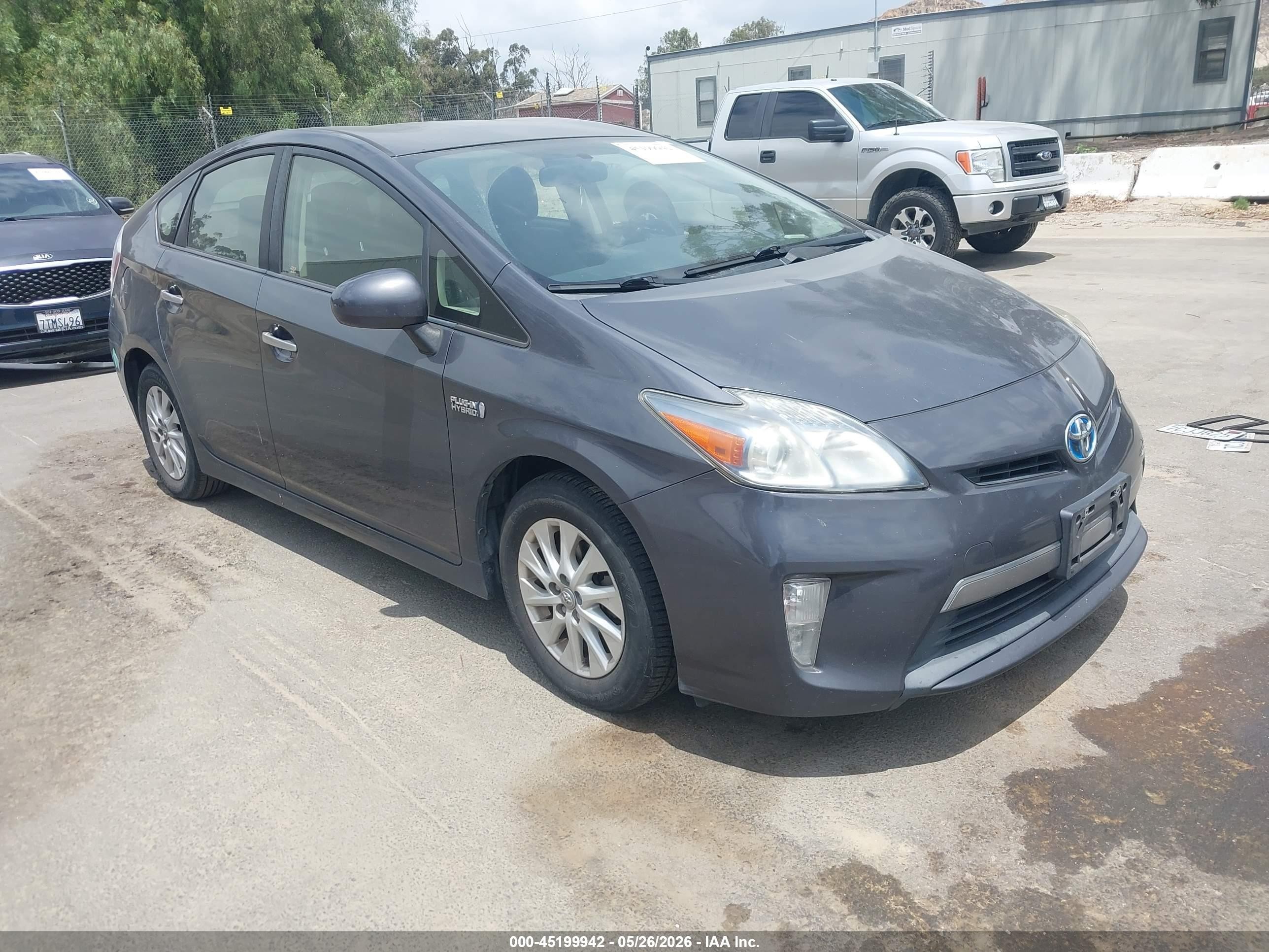 2013 Toyota Prius Plug-in Gray vin: JTDKN3DP8D3040706