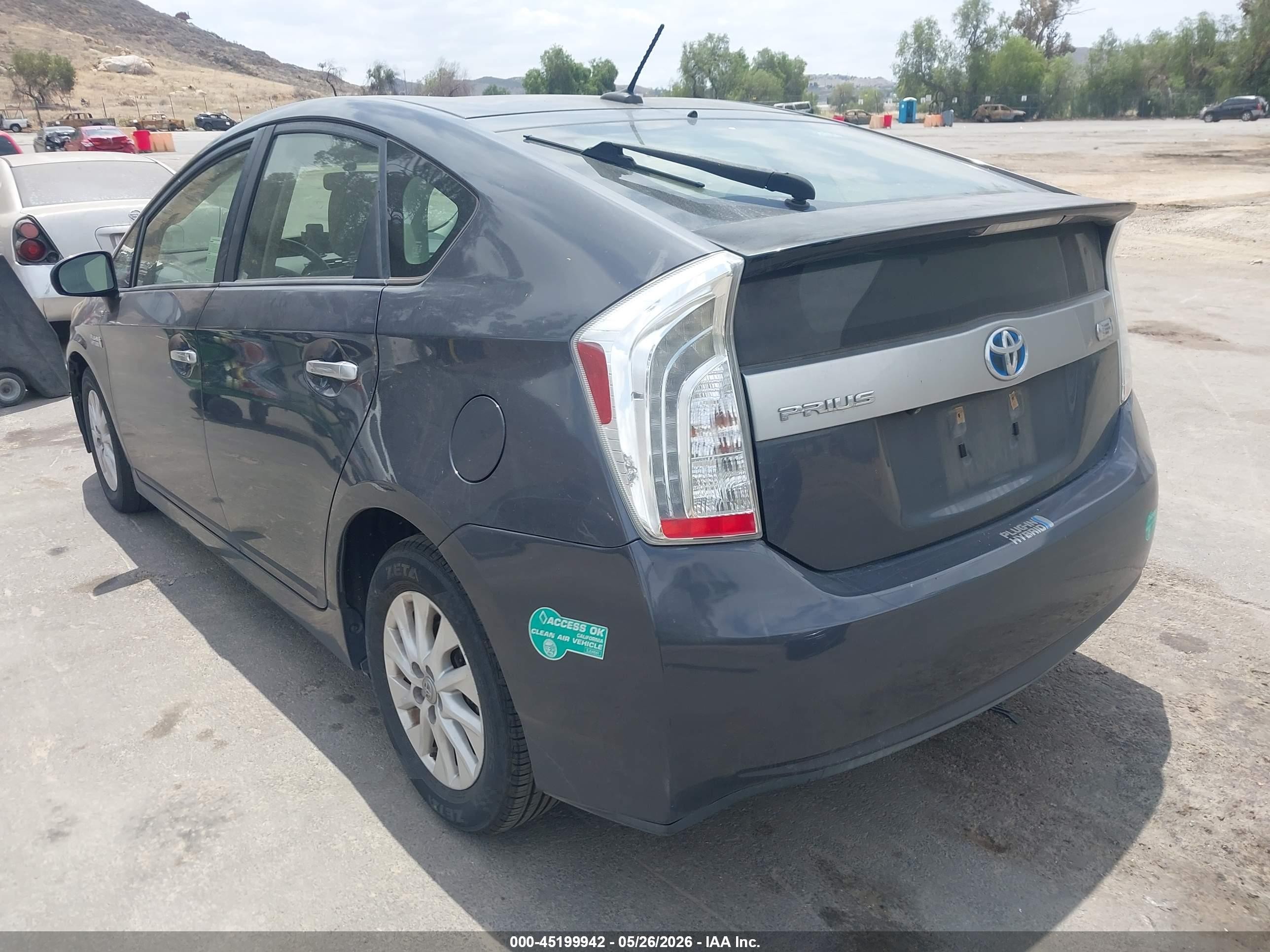 2013 Toyota Prius Plug-in Gray vin: JTDKN3DP8D3040706