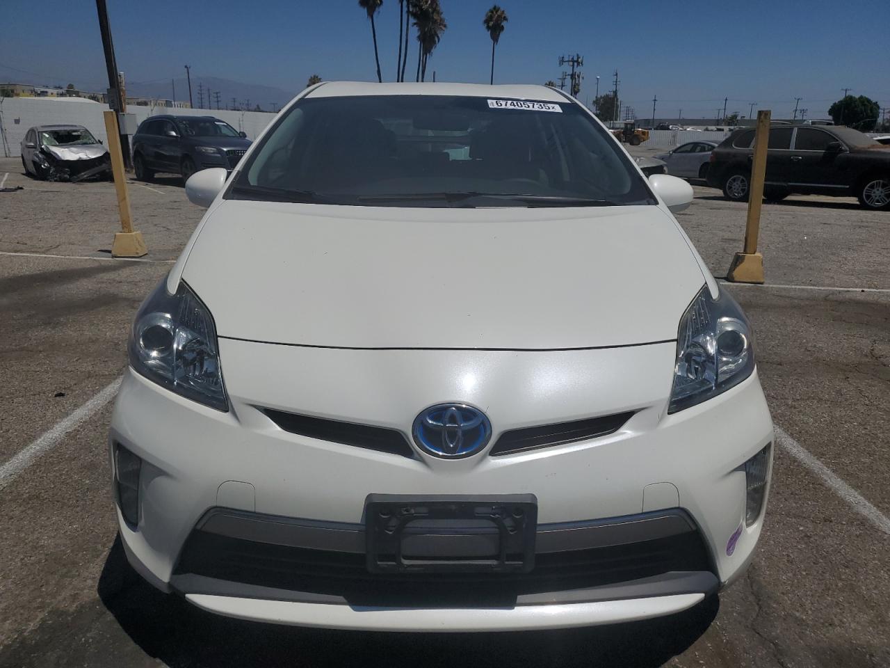 2013 Toyota Prius Plug-in White vin: JTDKN3DP8D3046702