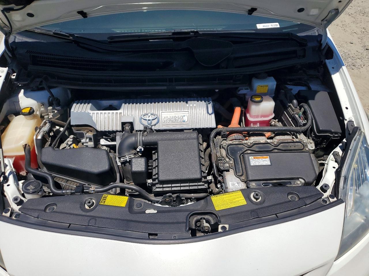 2013 Toyota Prius Plug-in Hybrid Base White vin: JTDKN3DP8D3046702