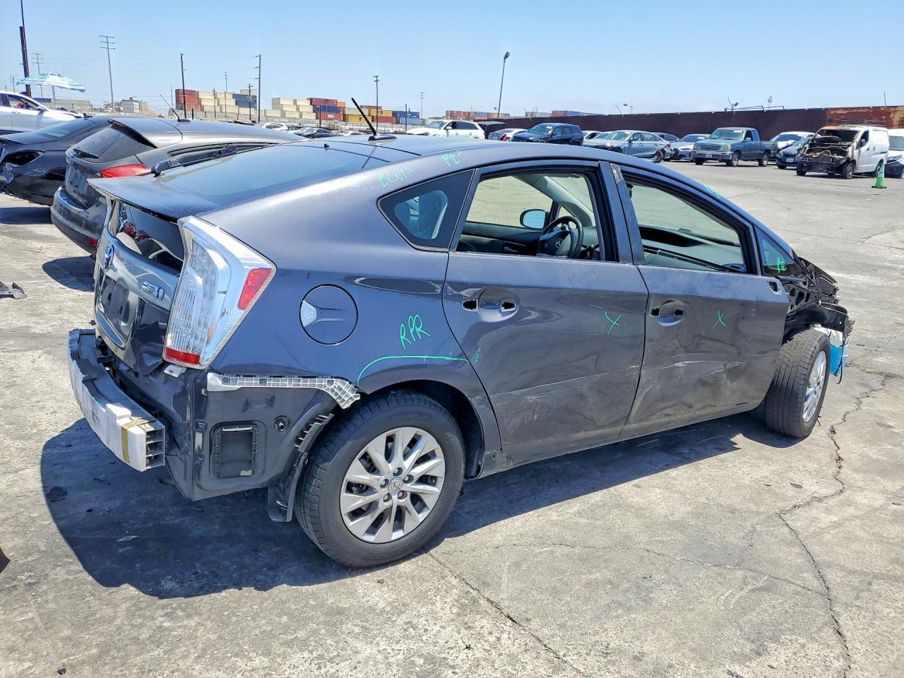 2014 Toyota Prius Plug-in Hybrid Base Gray vin: JTDKN3DP8E3050413