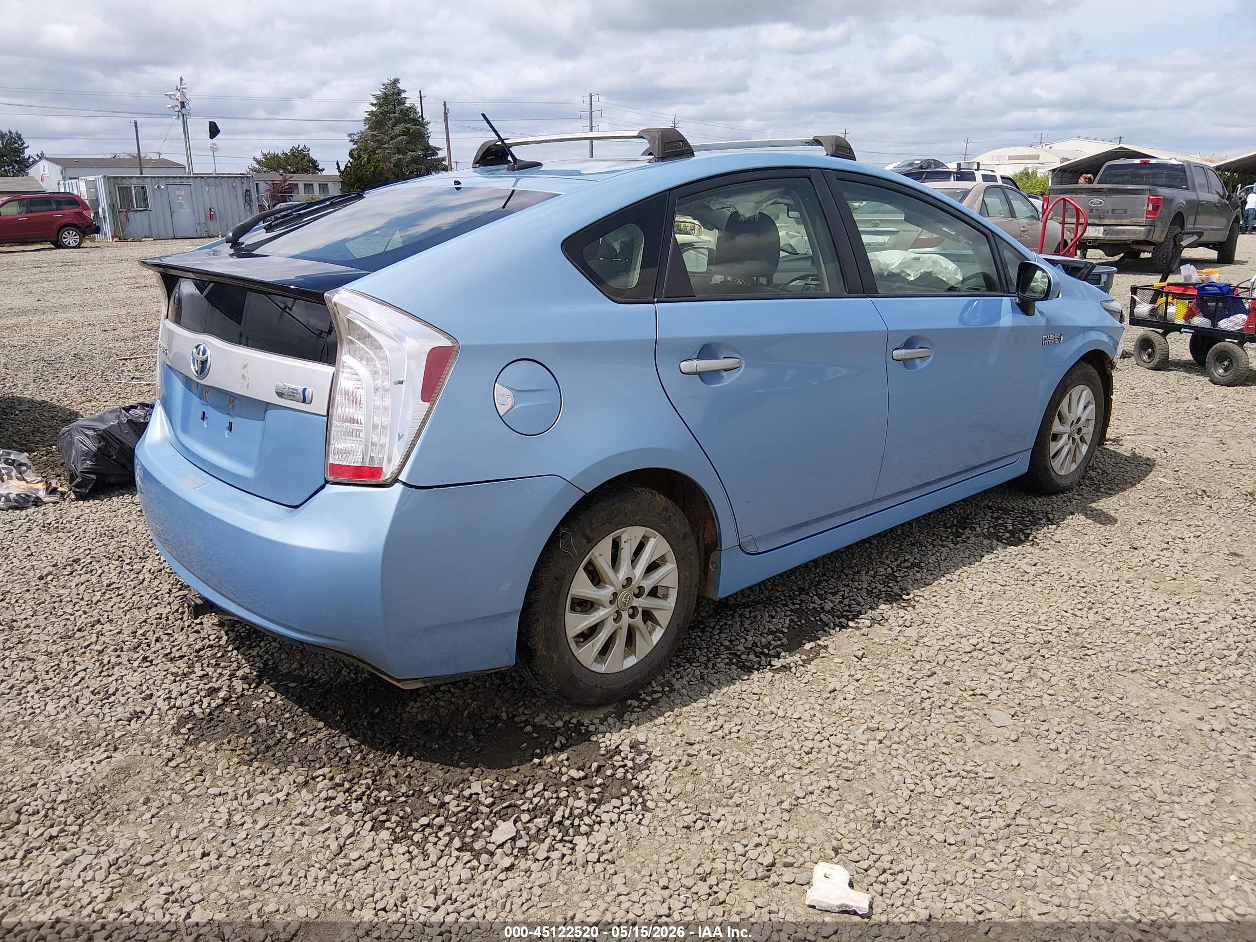 2014 Toyota Prius Plug-in   Blue vin: JTDKN3DP8E3052209
