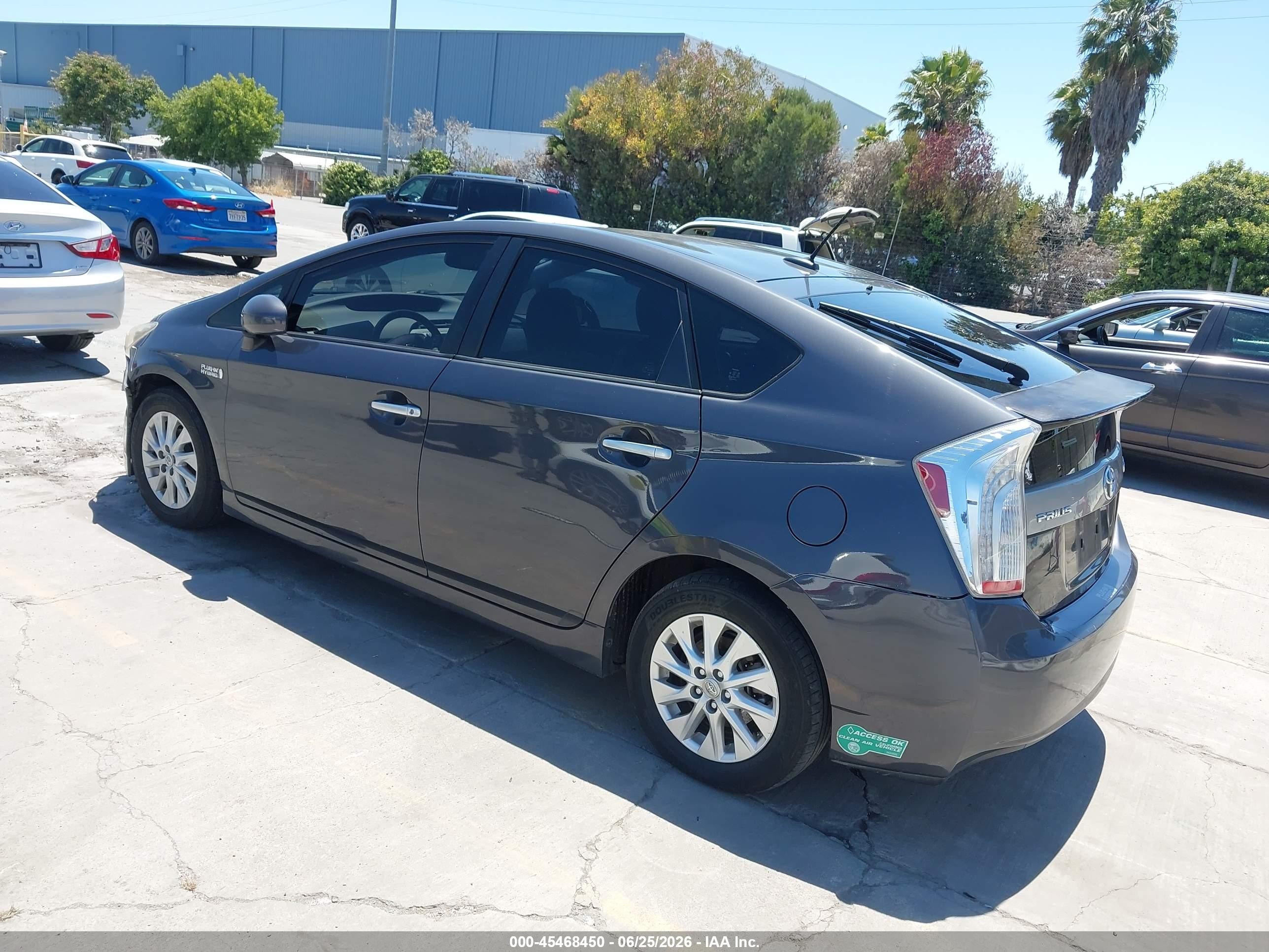 2014 Toyota Prius Plug-in Advanced Gray vin: JTDKN3DP8E3056762