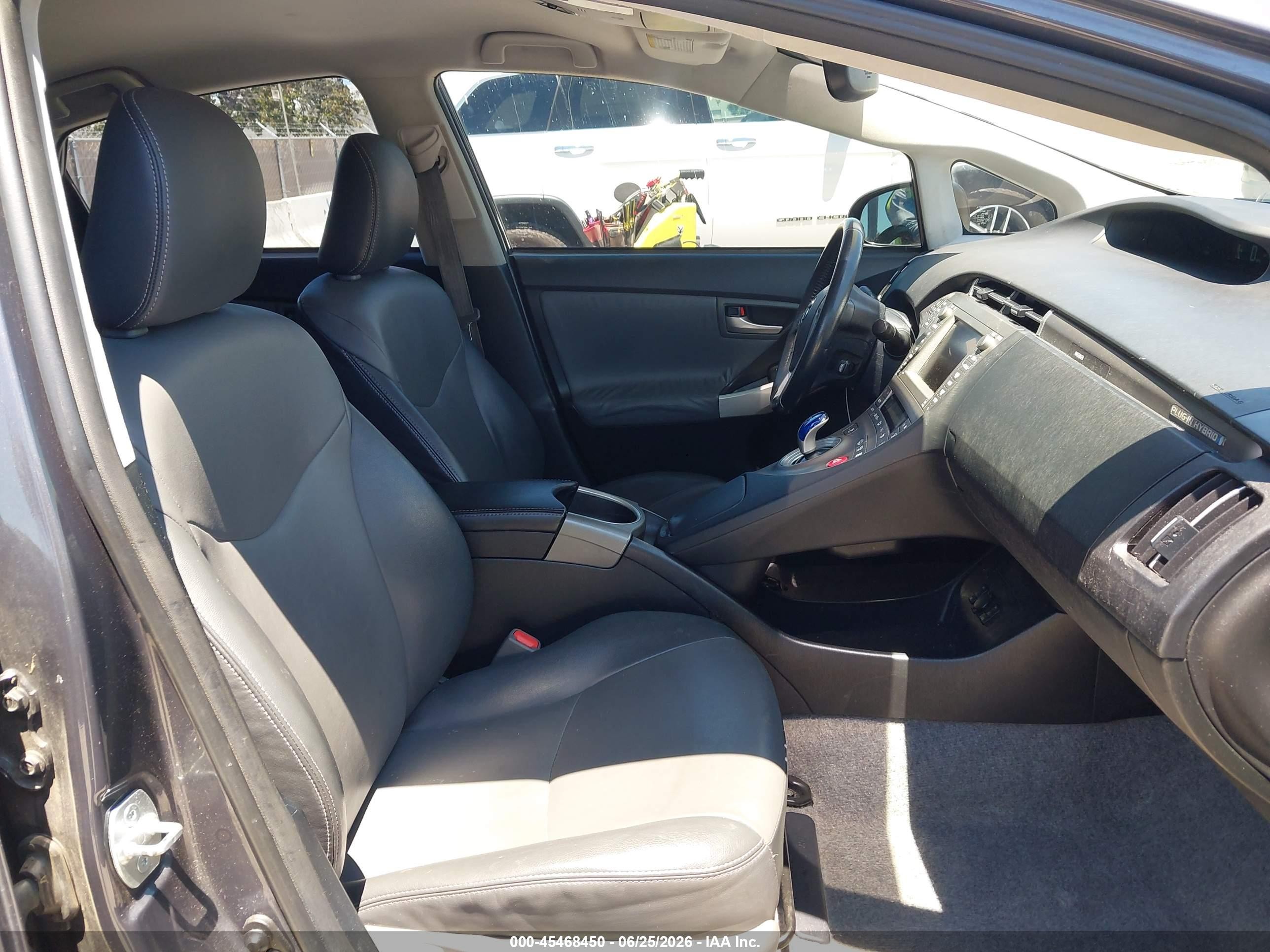 2014 Toyota Prius Plug-in Advanced Gray vin: JTDKN3DP8E3056762