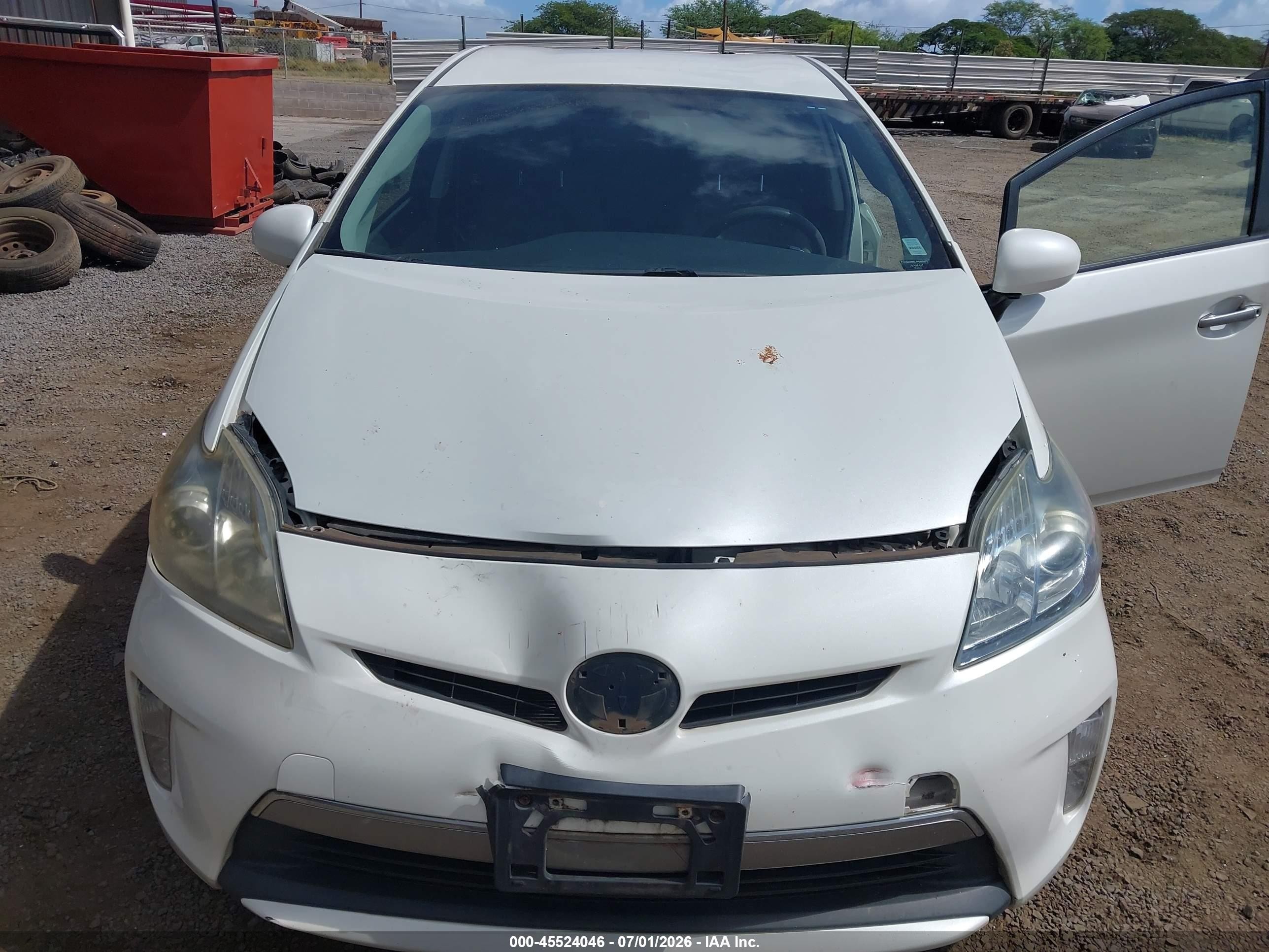 2012 Toyota Prius Plug-in   Белый vin: JTDKN3DP9C3028966