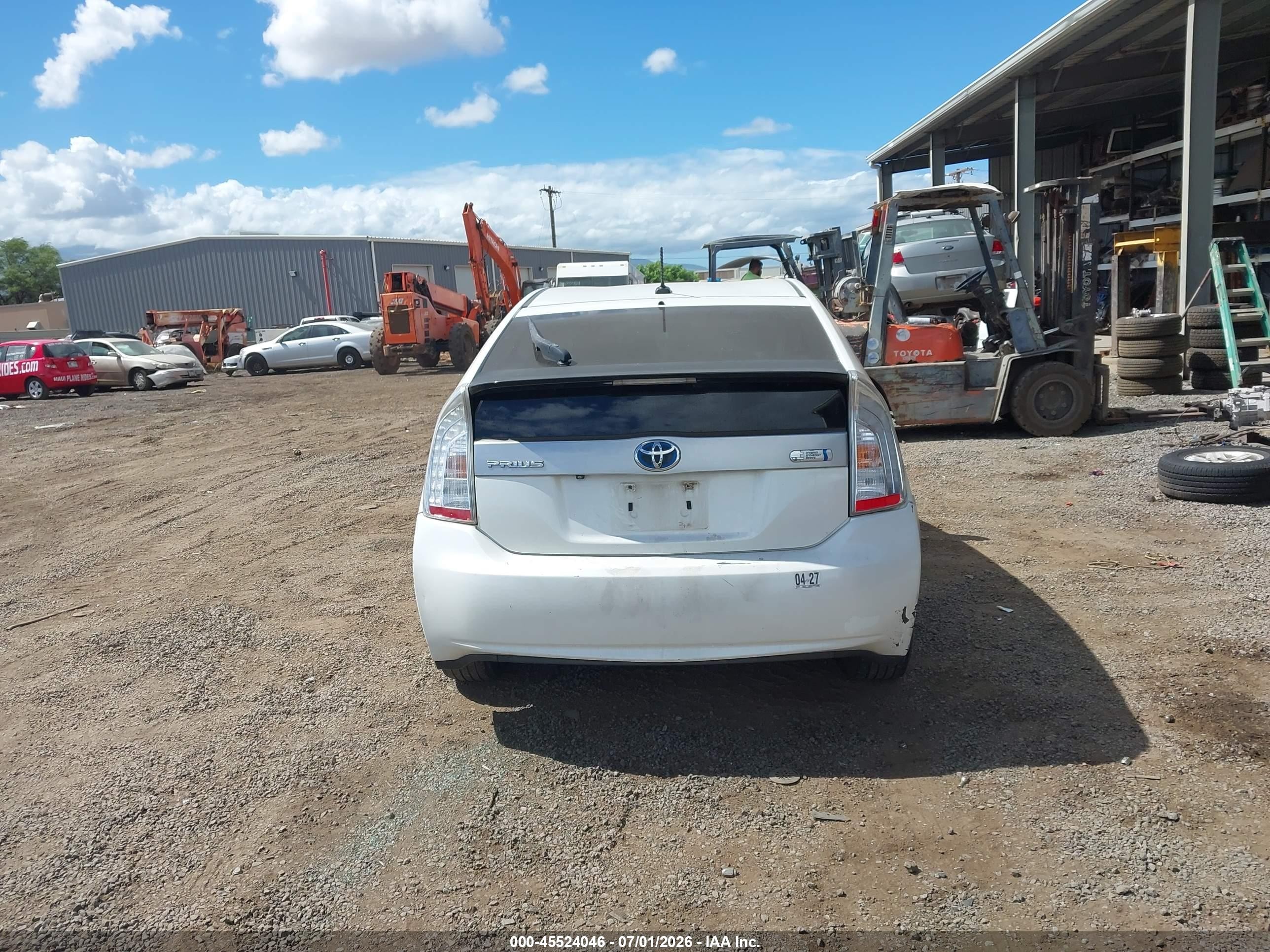 2012 Toyota Prius Plug-in   Белый vin: JTDKN3DP9C3028966