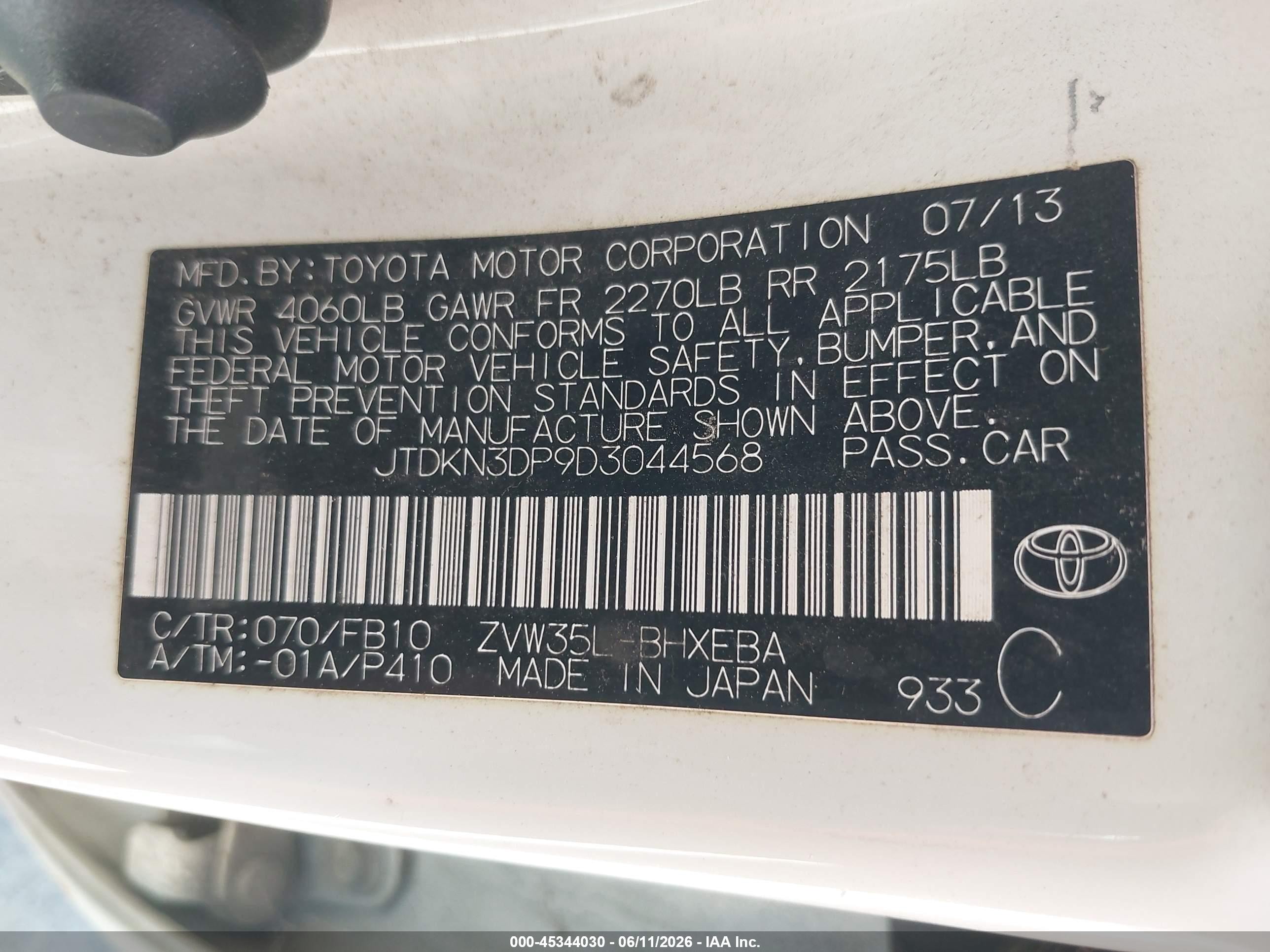 2013 Toyota Prius Plug-in   White vin: JTDKN3DP9D3044568