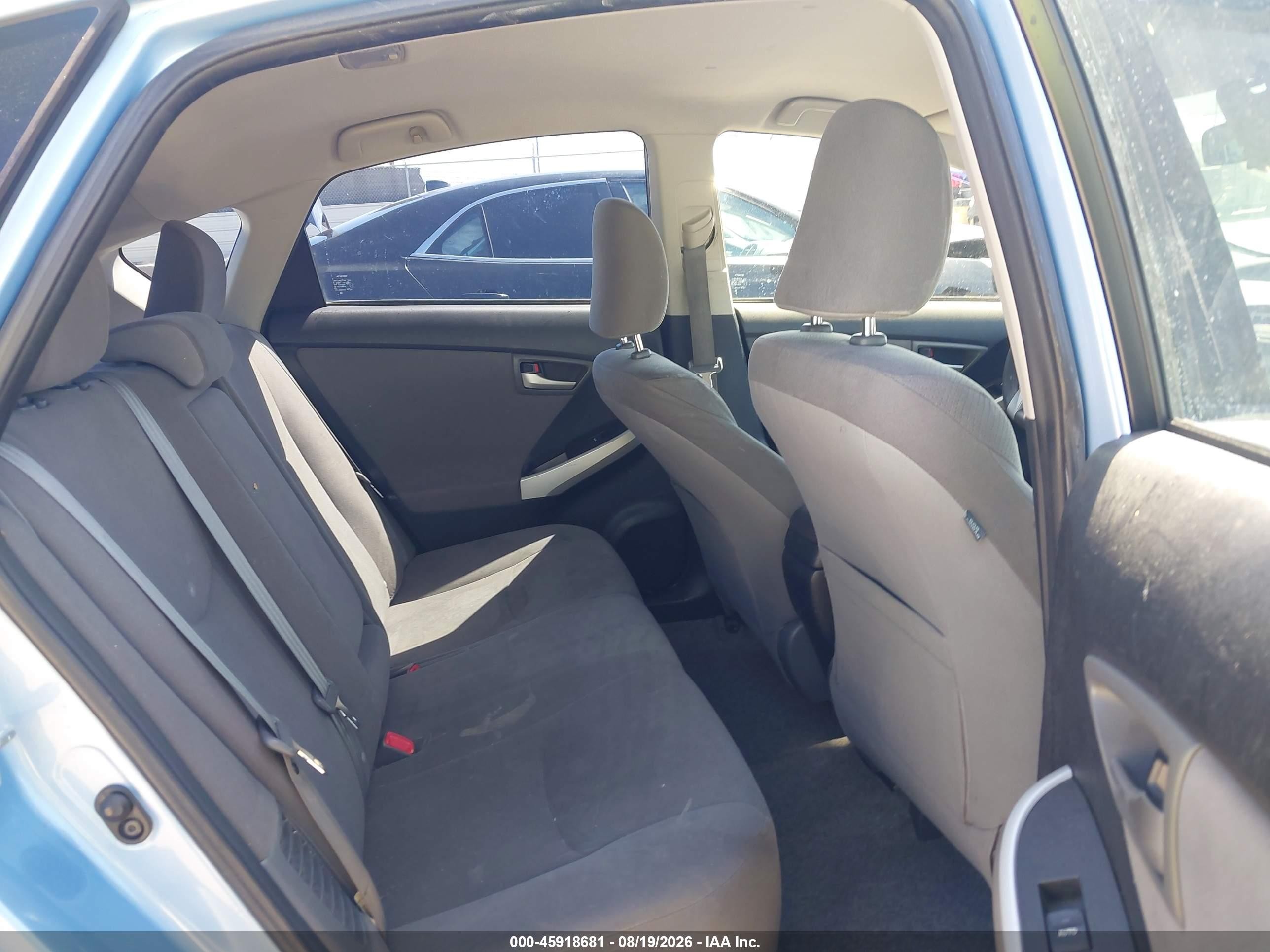 2013 Toyota Prius Plug-in   Blue vin: JTDKN3DP9D3044943