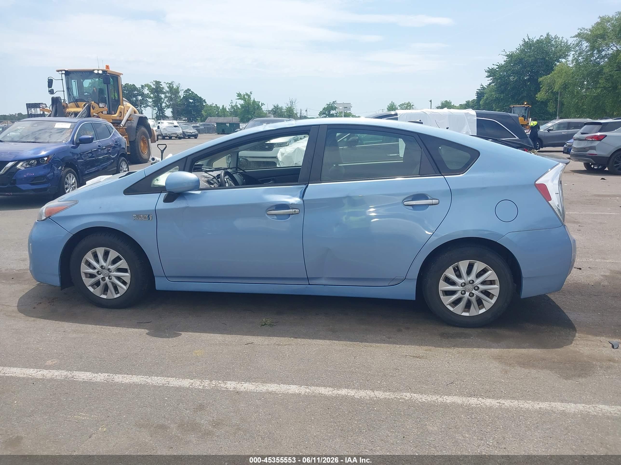 2014 Toyota Prius Plug-in   Синий vin: JTDKN3DP9E3050193