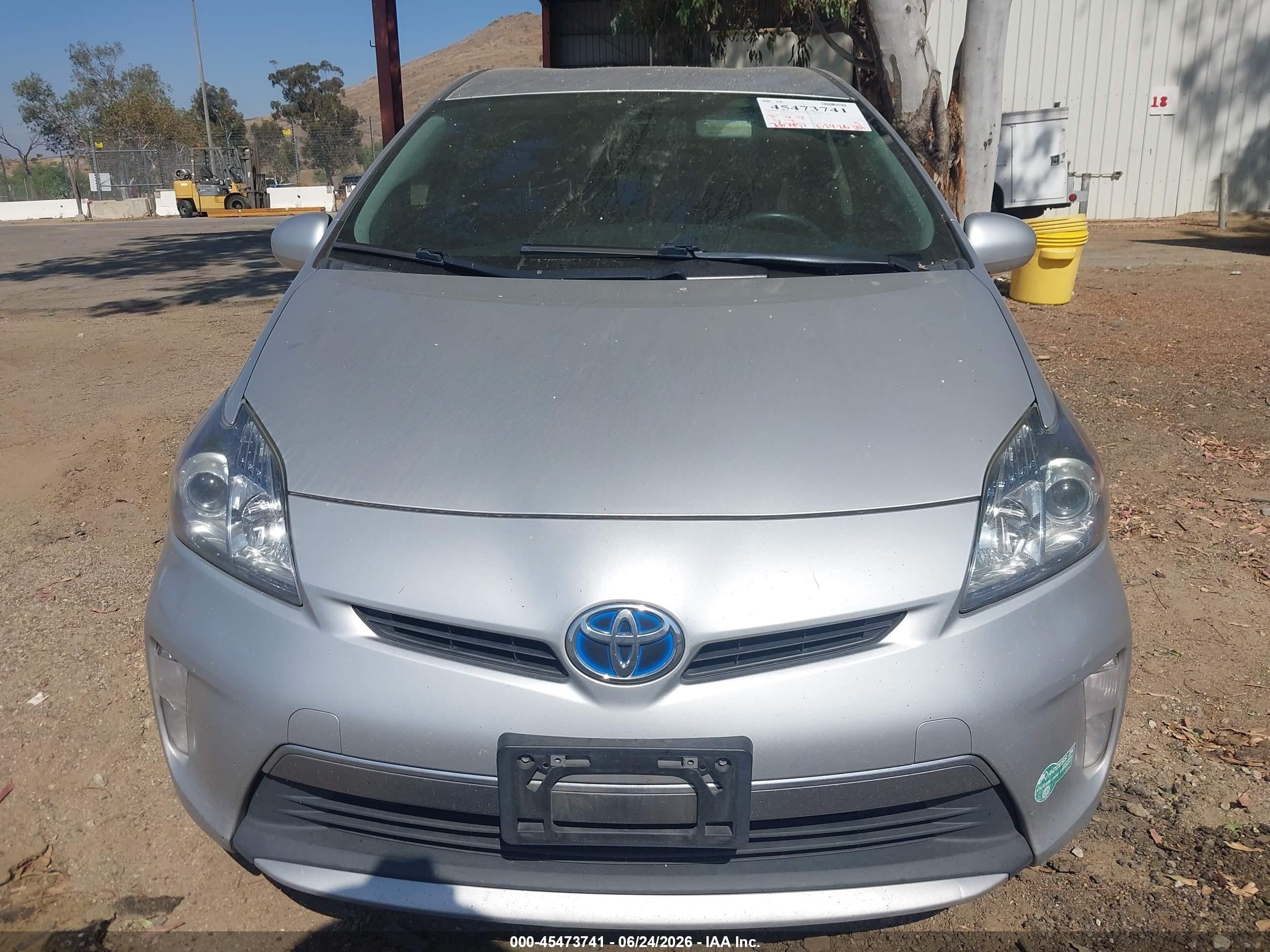 2014 Toyota Prius Plug-in   Silver vin: JTDKN3DP9E3055300