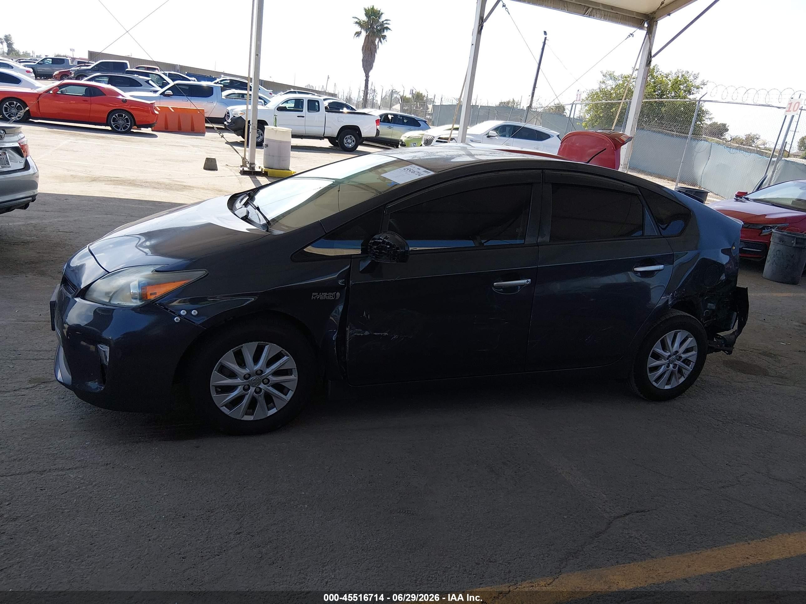 2014 Toyota Prius Plug-in   Gray vin: JTDKN3DP9E3055488