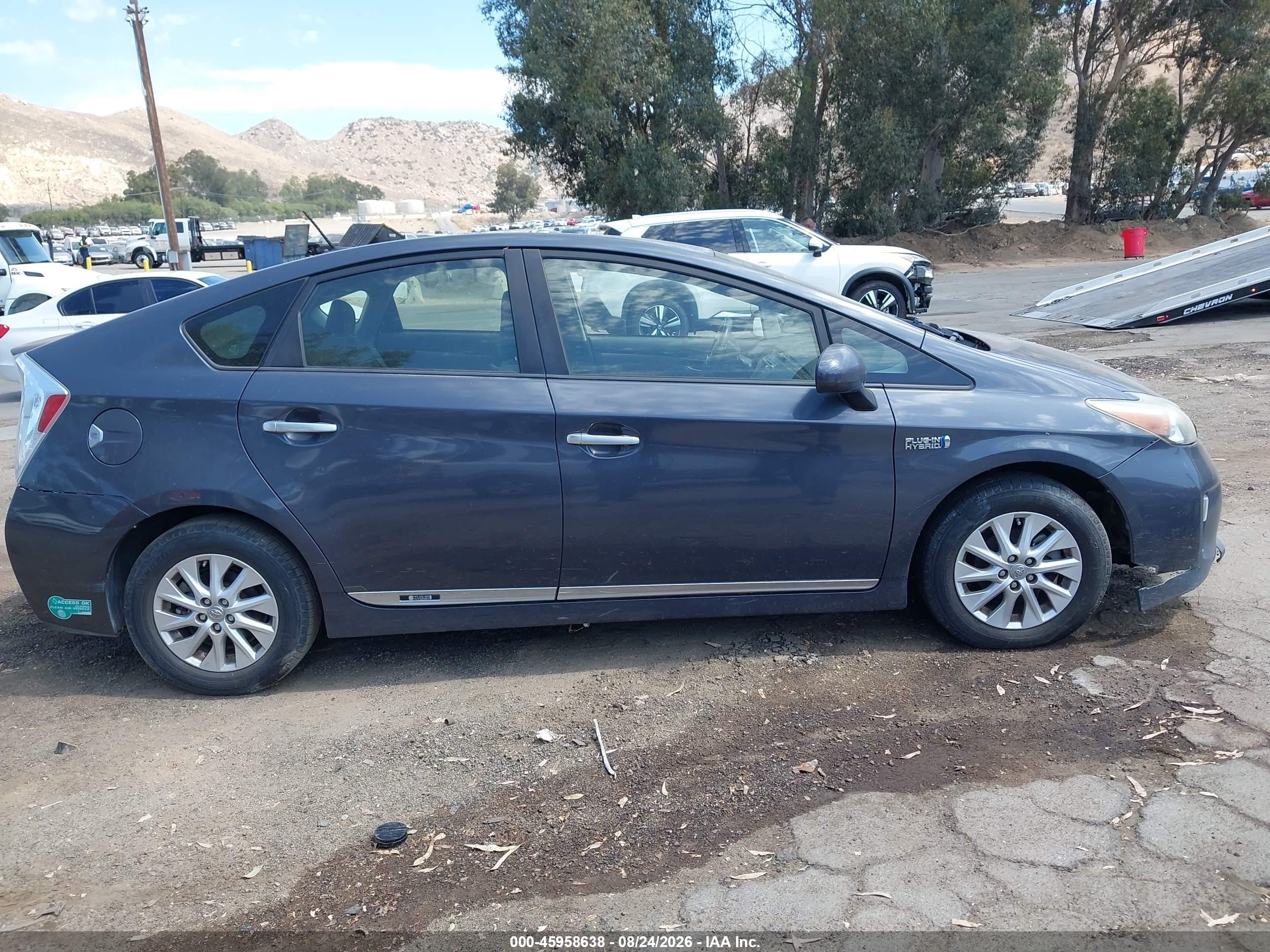 2014 Toyota Prius Plug-in   Gray vin: JTDKN3DP9E3058293