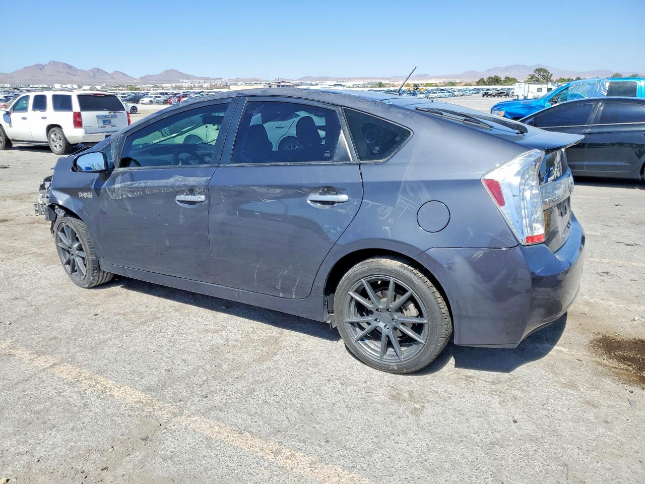 2015 Toyota Prius Plug-in Hybrid Base Gray vin: JTDKN3DP9F3071398