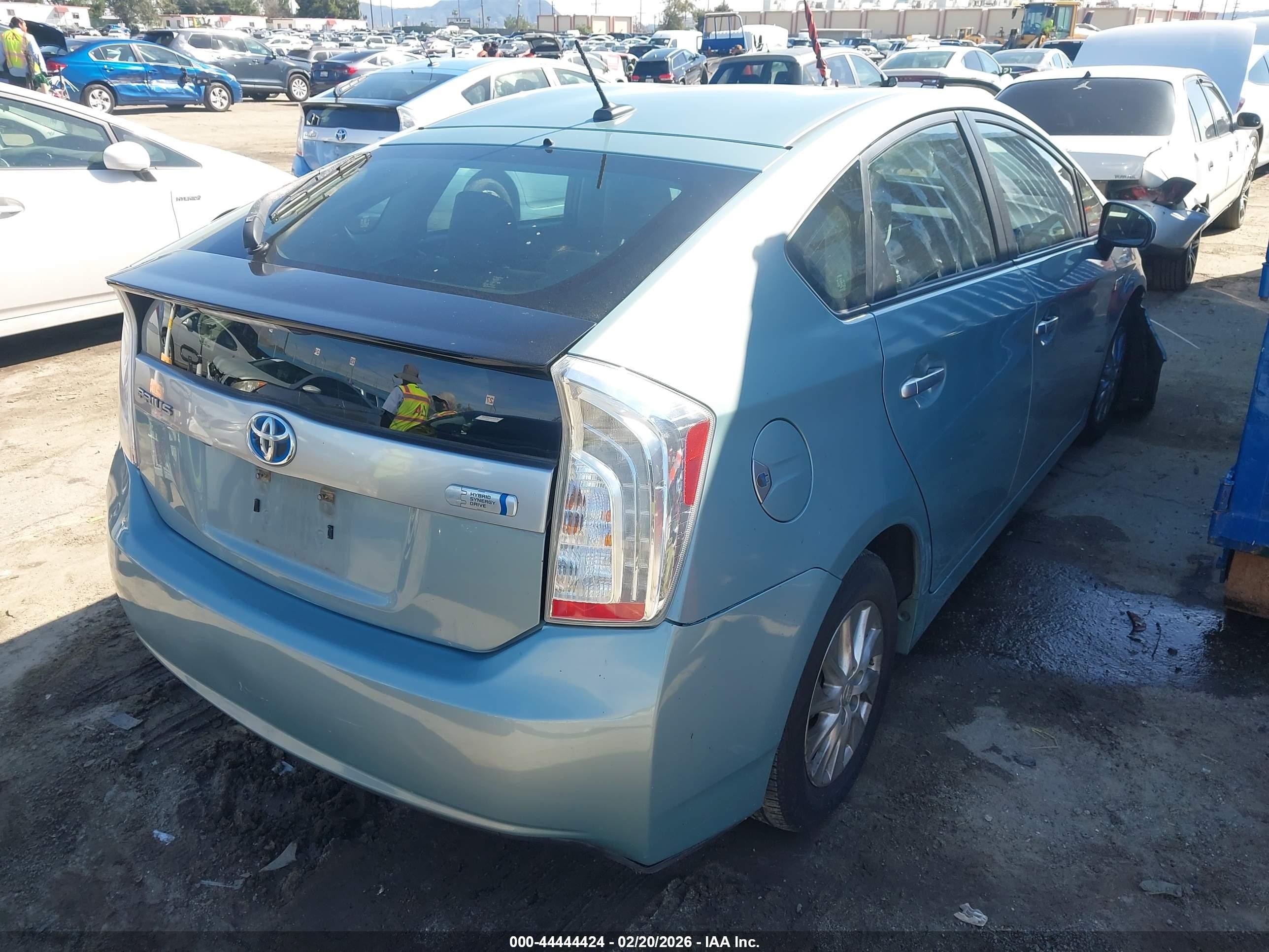2015 Toyota Prius Plug-in   Light Blue vin: JTDKN3DP9F3072955