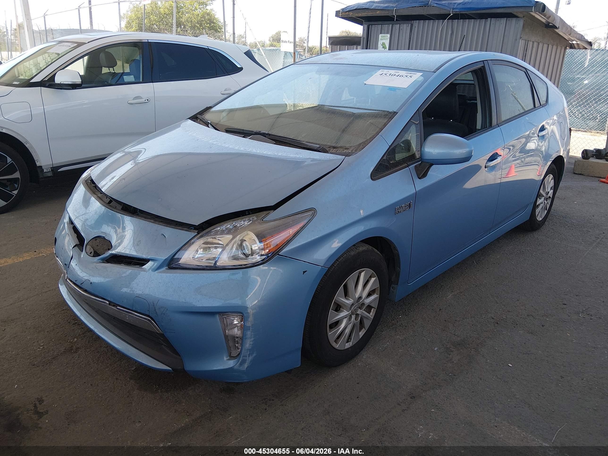 2015 Toyota Prius Plug-in   Light Blue vin: JTDKN3DP9F3073636