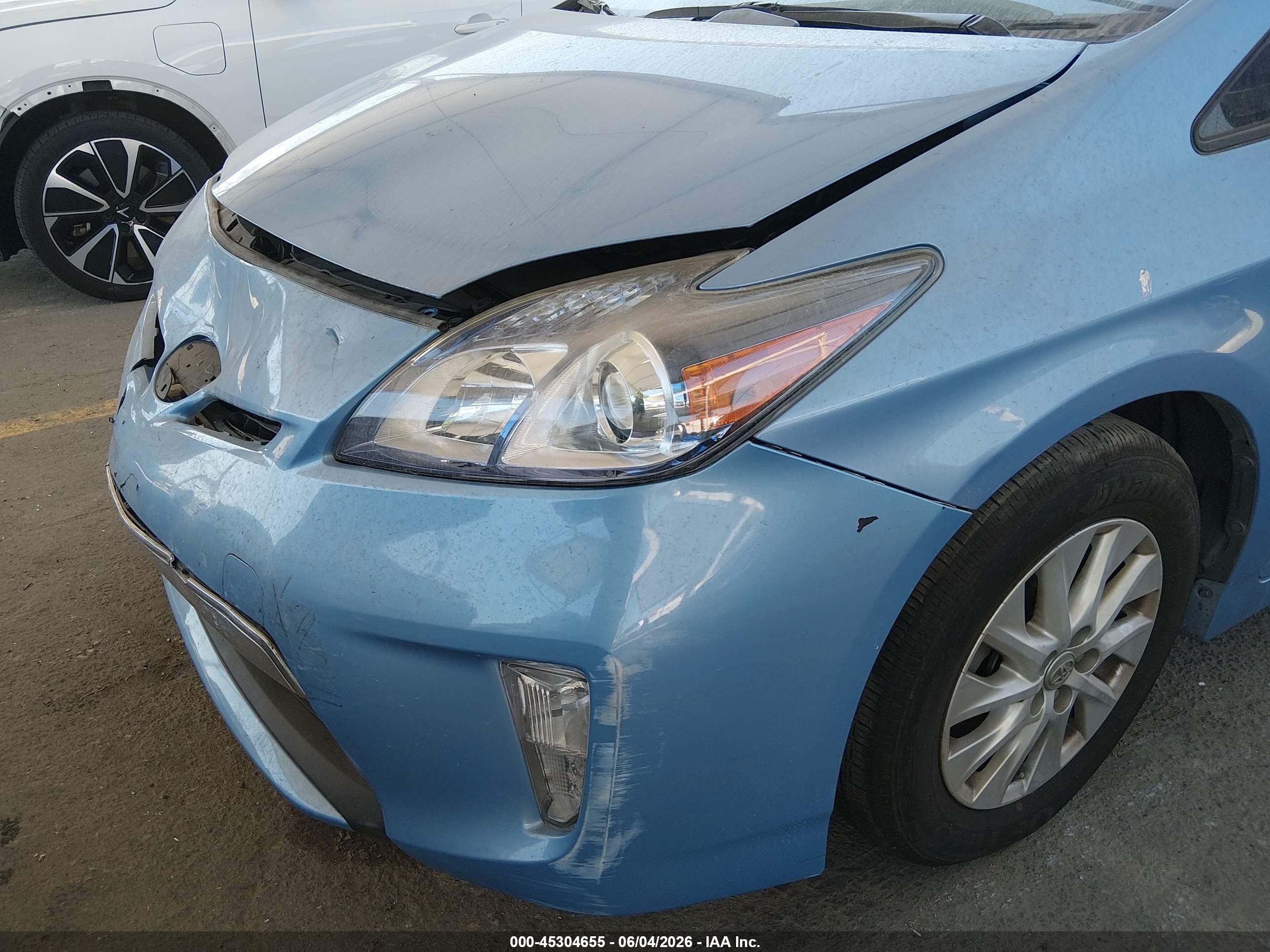 2015 Toyota Prius Plug-in   Light Blue vin: JTDKN3DP9F3073636
