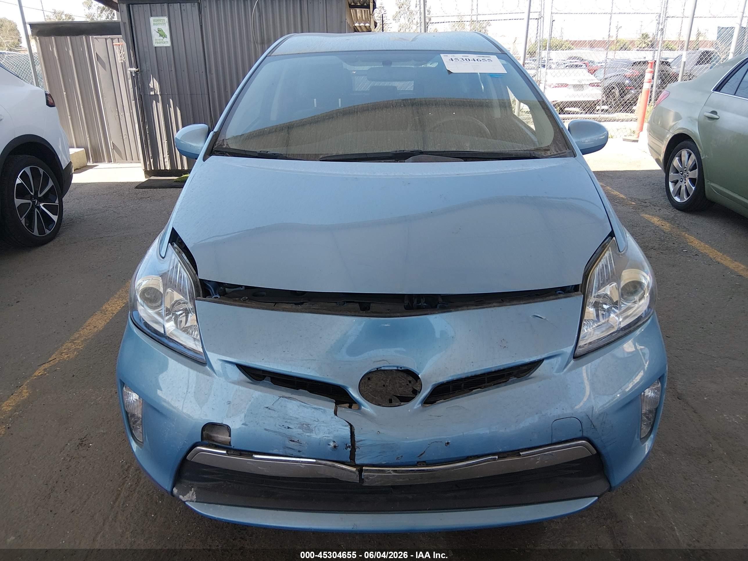 2015 Toyota Prius Plug-in   Light Blue vin: JTDKN3DP9F3073636