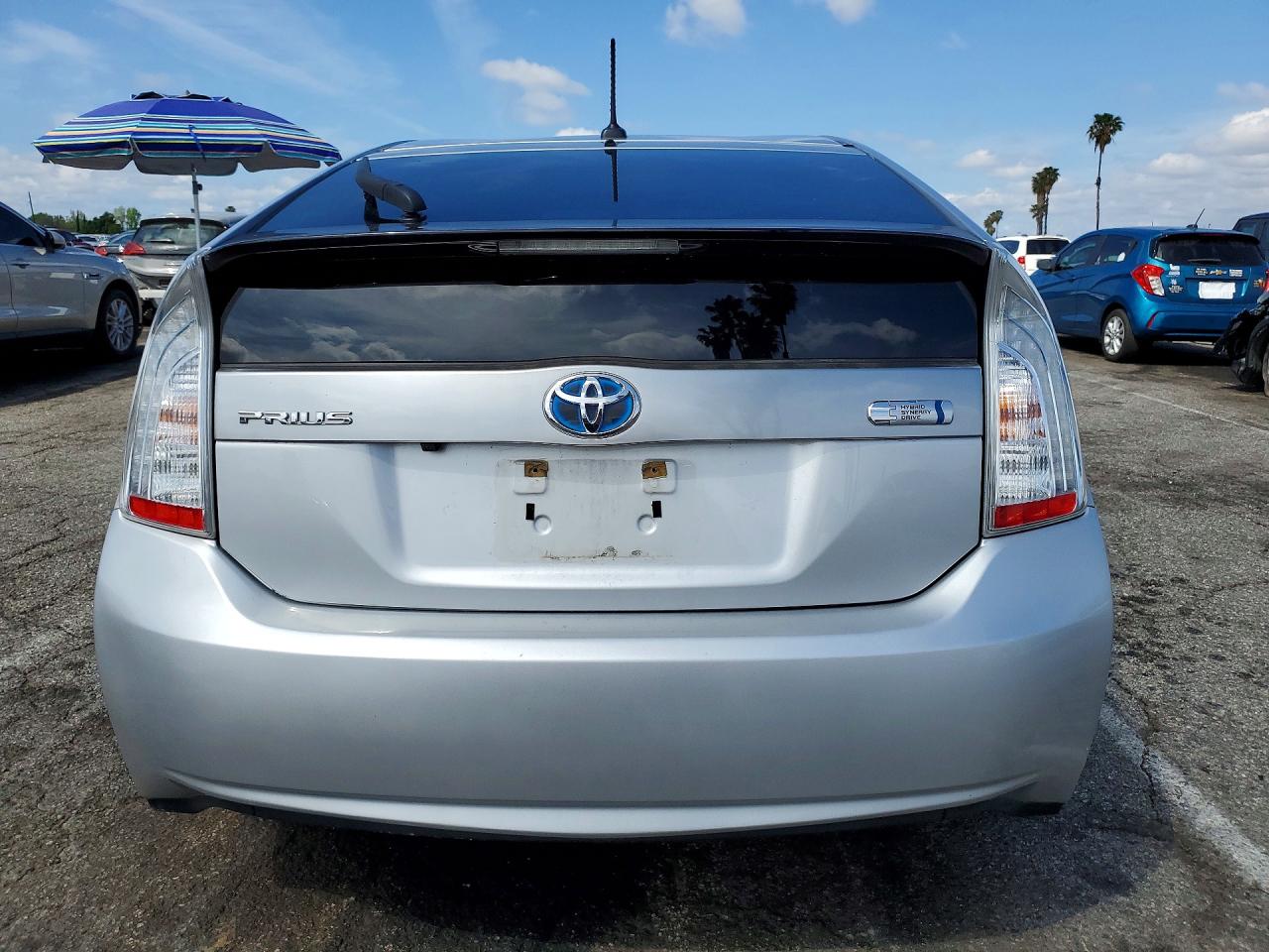 2015 Toyota Prius Plug-in Hybrid Advanced Silver vin: JTDKN3DP9F3073958