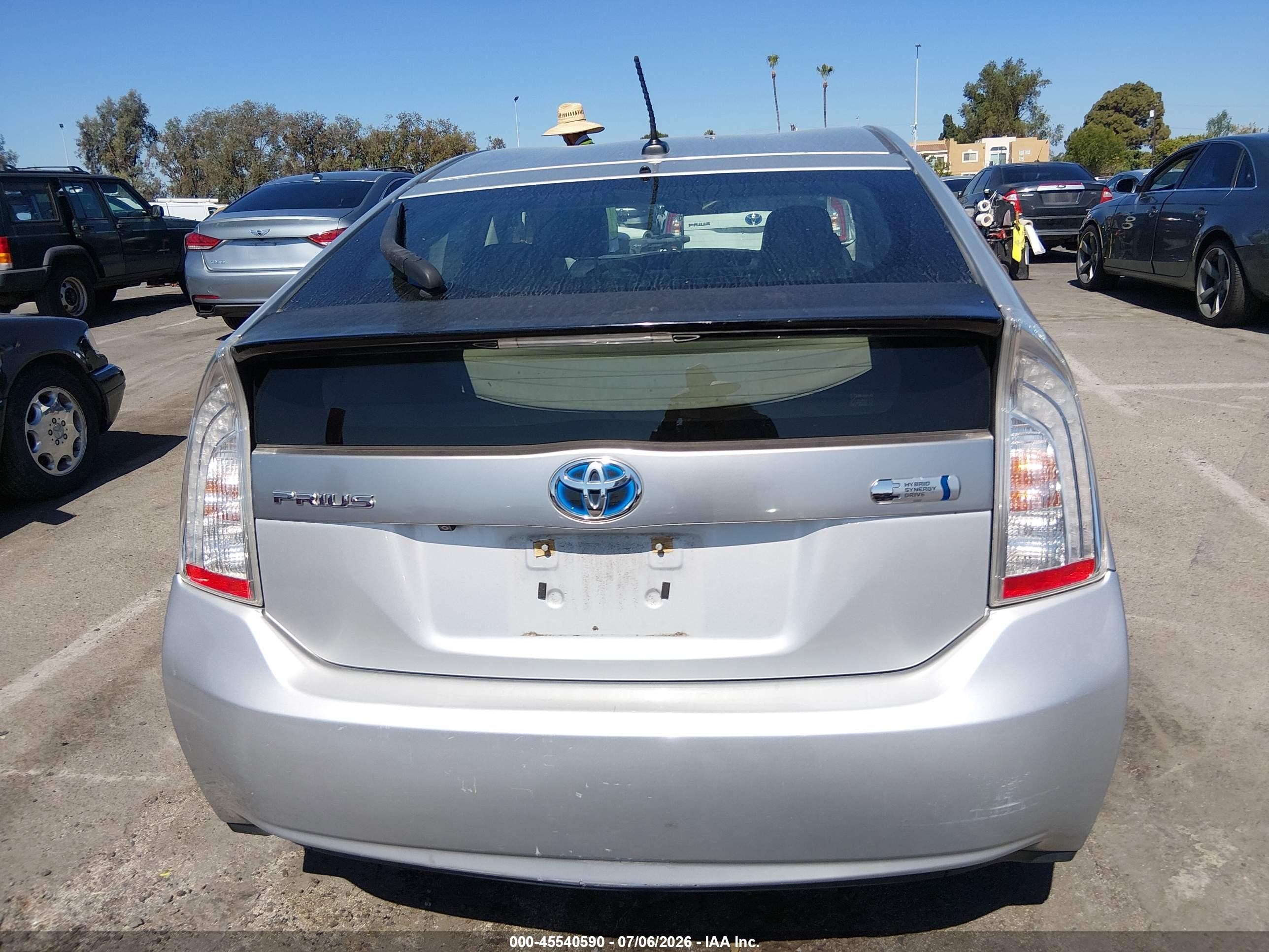 2012 Toyota Prius Plug-in Advanced Silver vin: JTDKN3DPXC3001310