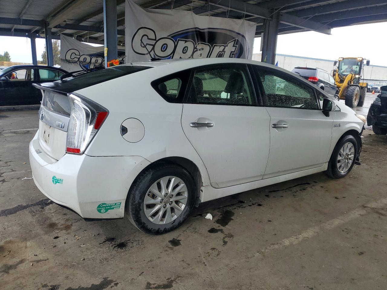 2012 Toyota Prius Plug-in Hybrid Advanced White vin: JTDKN3DPXC3004806