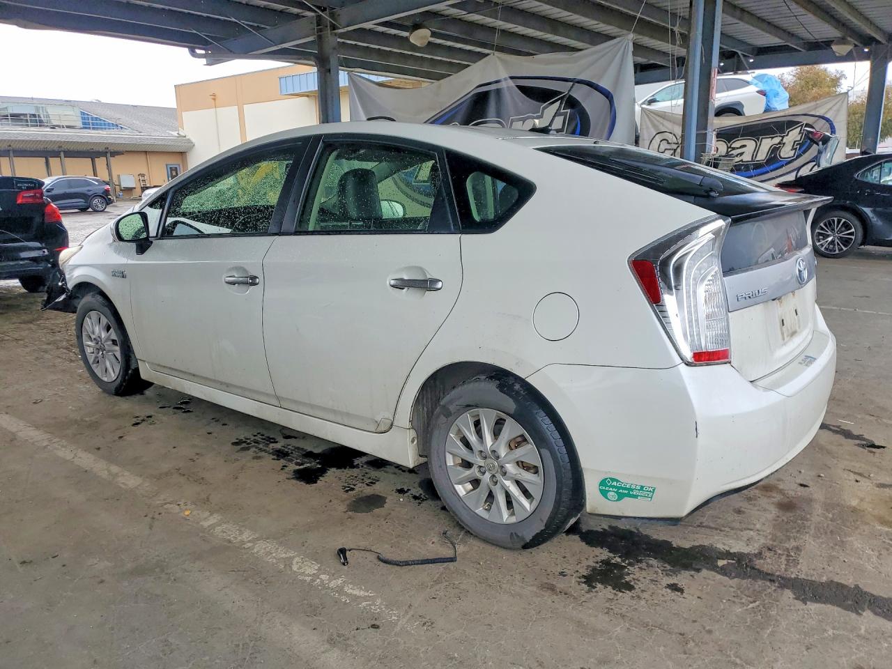 2012 Toyota Prius Plug-in Hybrid Advanced White vin: JTDKN3DPXC3004806