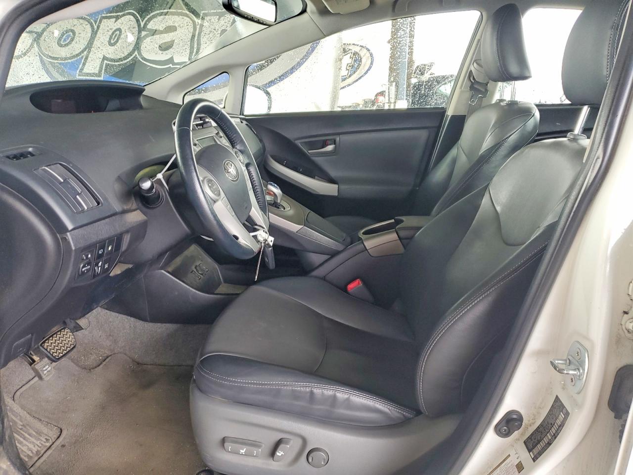 2012 Toyota Prius Plug-in Hybrid Advanced White vin: JTDKN3DPXC3004806
