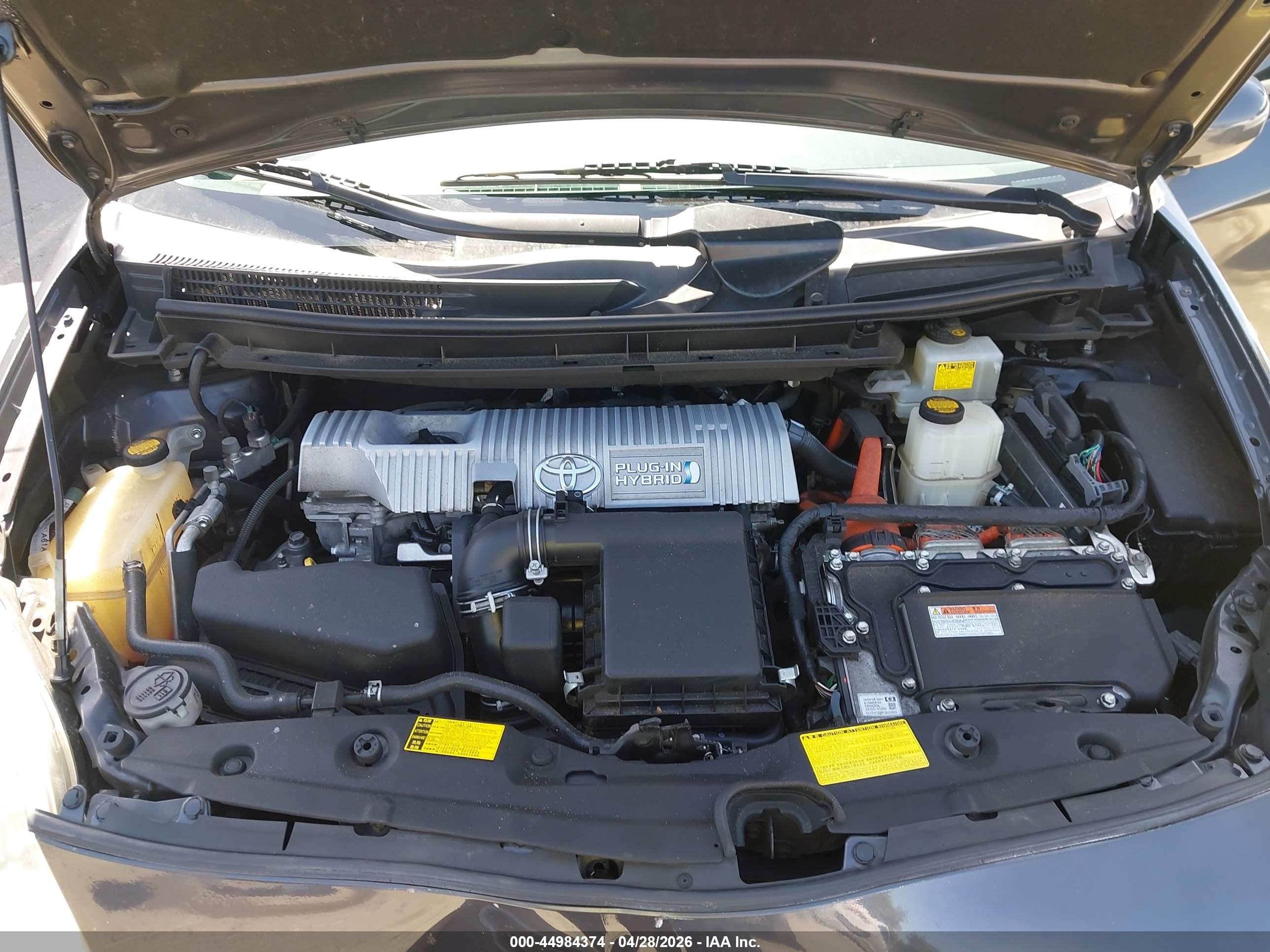 2013 Toyota Prius Plug-in   Gray vin: JTDKN3DPXD3041565