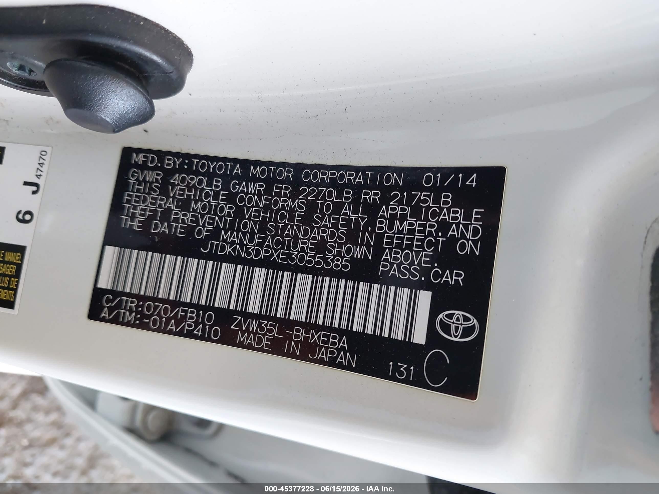 2014 Toyota Prius Plug-in   White vin: JTDKN3DPXE3055385