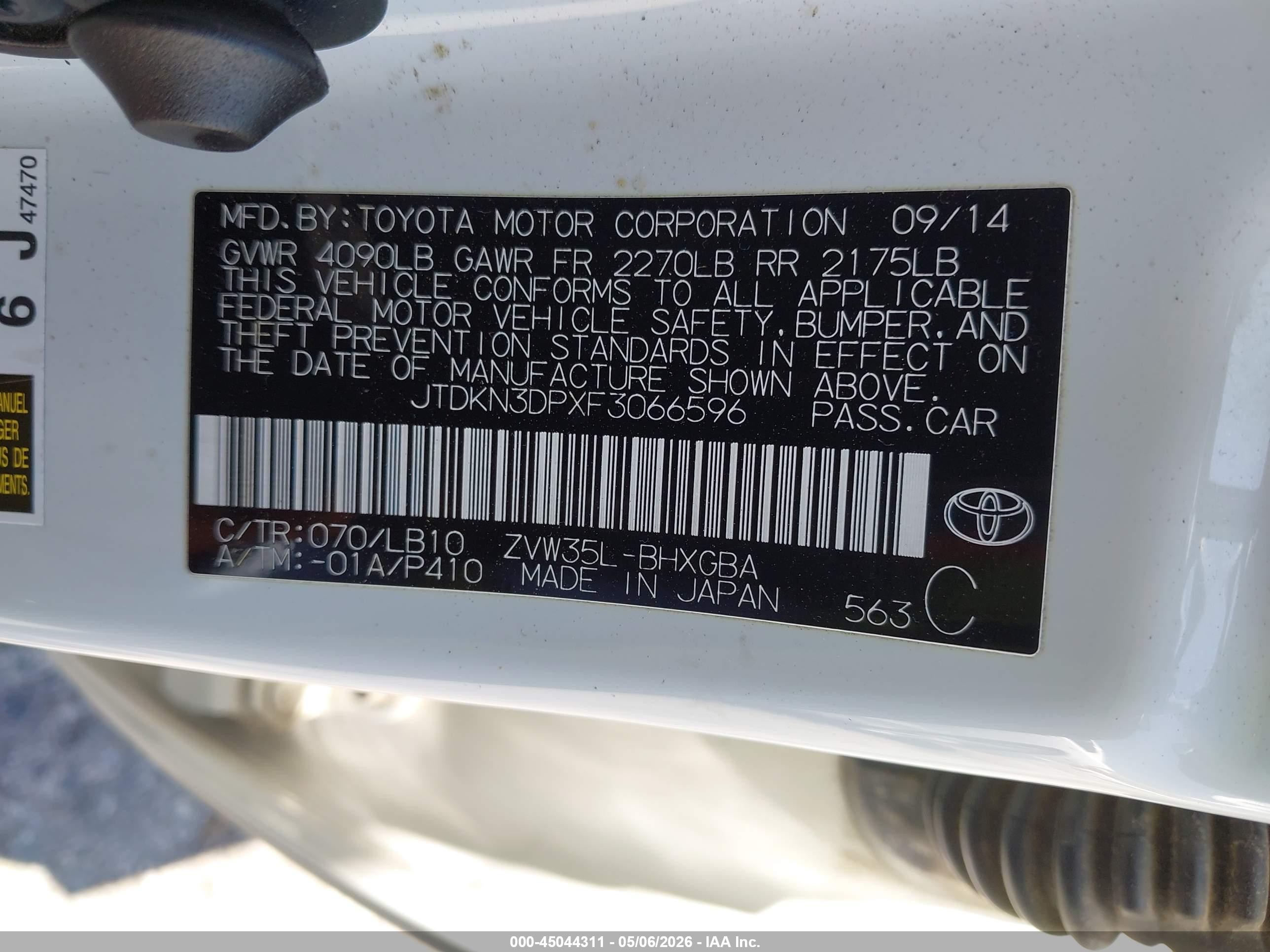 2015 Toyota Prius Plug-in Advanced White vin: JTDKN3DPXF3066596