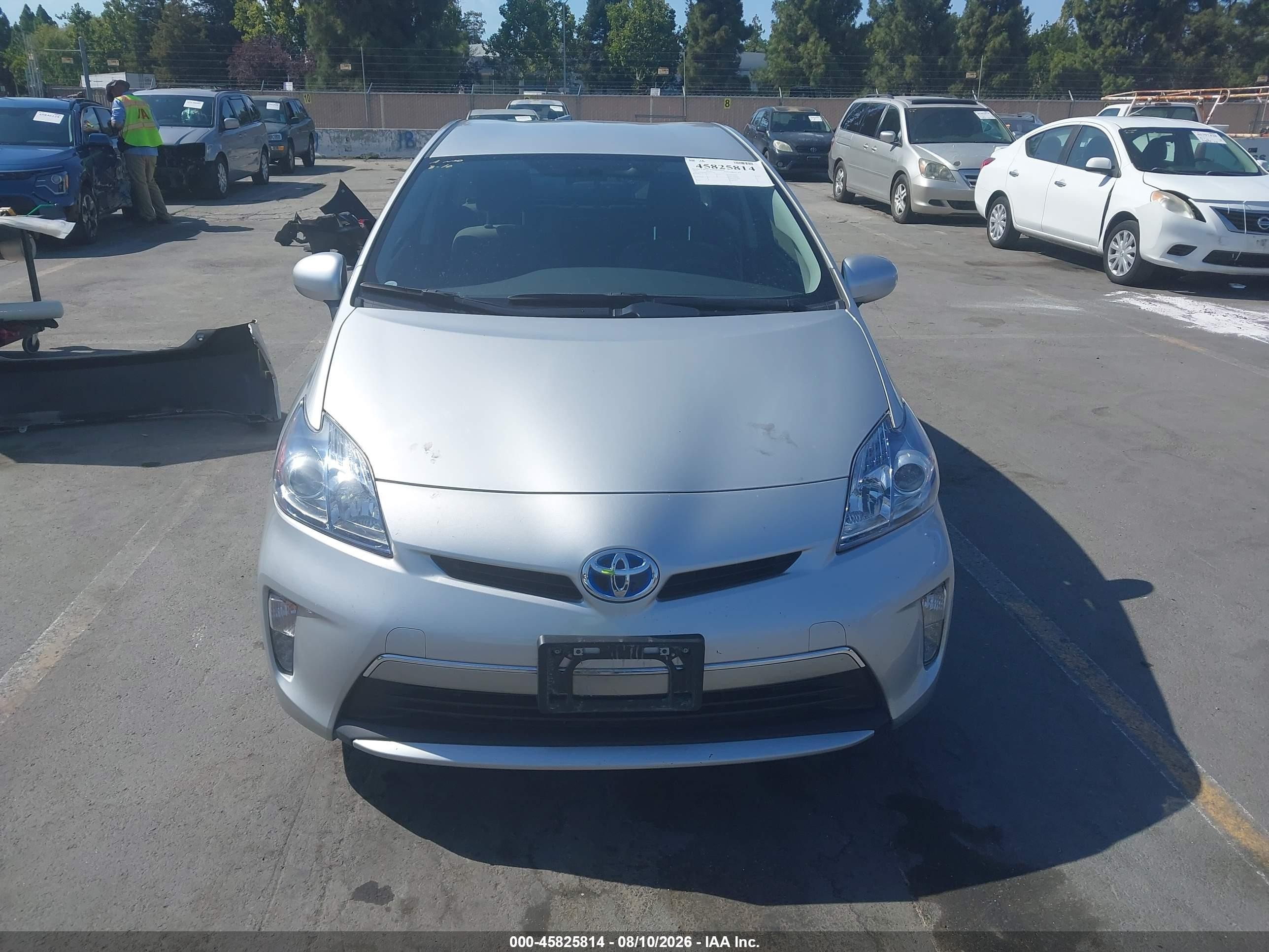 2015 Toyota Prius Plug-in Серебряный vin: JTDKN3DPXF3073936