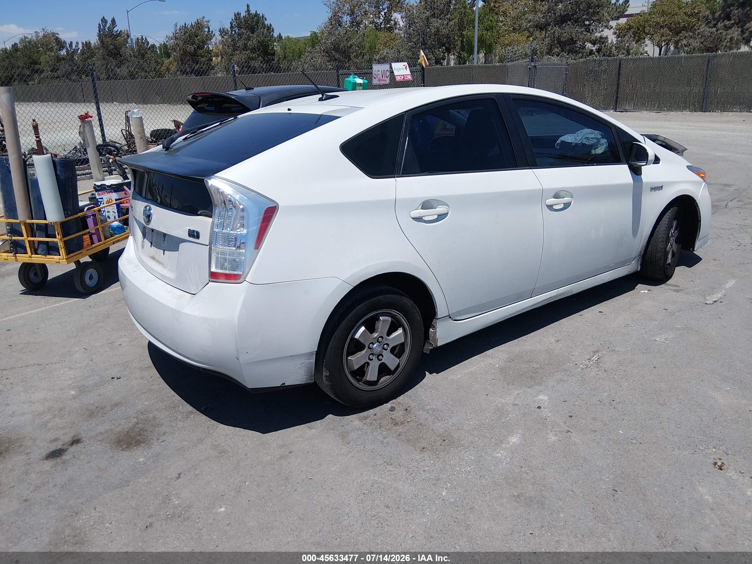 2010 Toyota Prius Ii Белый vin: JTDKN3DU0A0116079