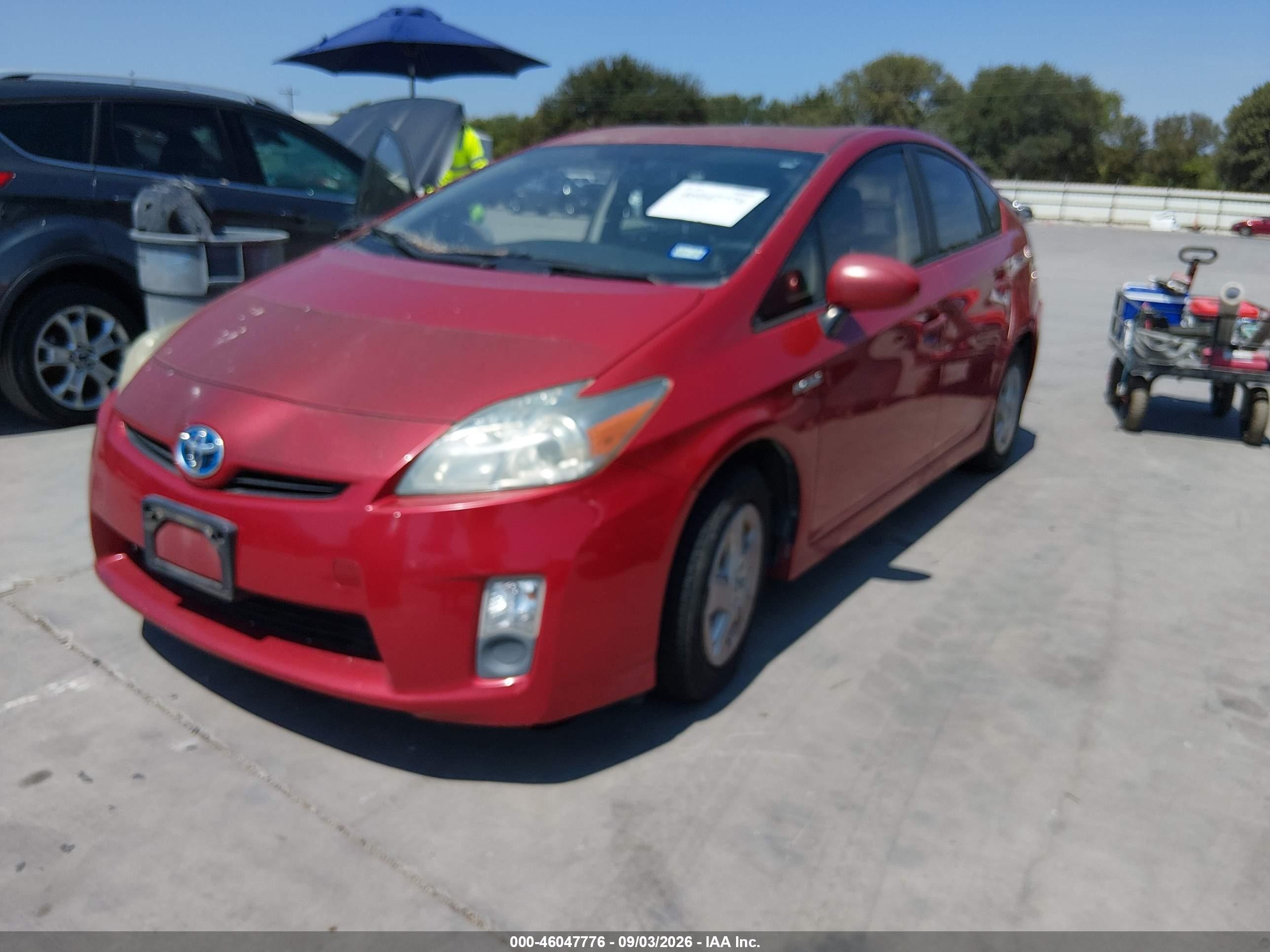 2010 Toyota Prius   Red vin: JTDKN3DU0A0161619