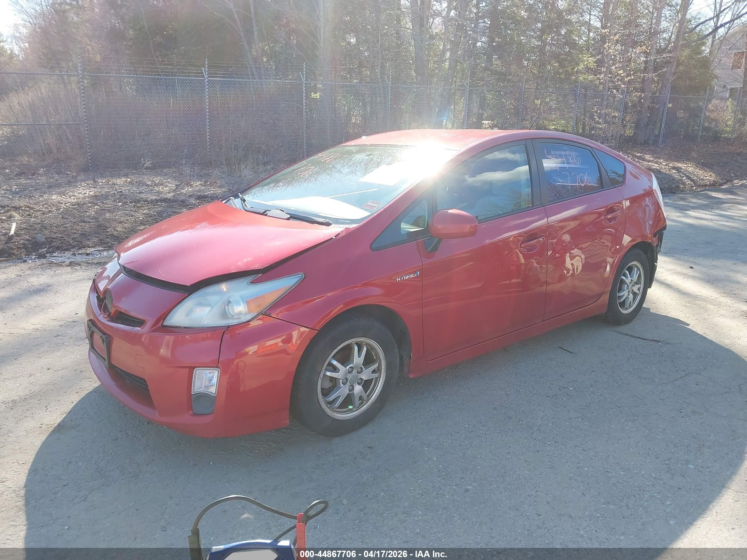 2010 Toyota Prius   Red vin: JTDKN3DU0A0188965