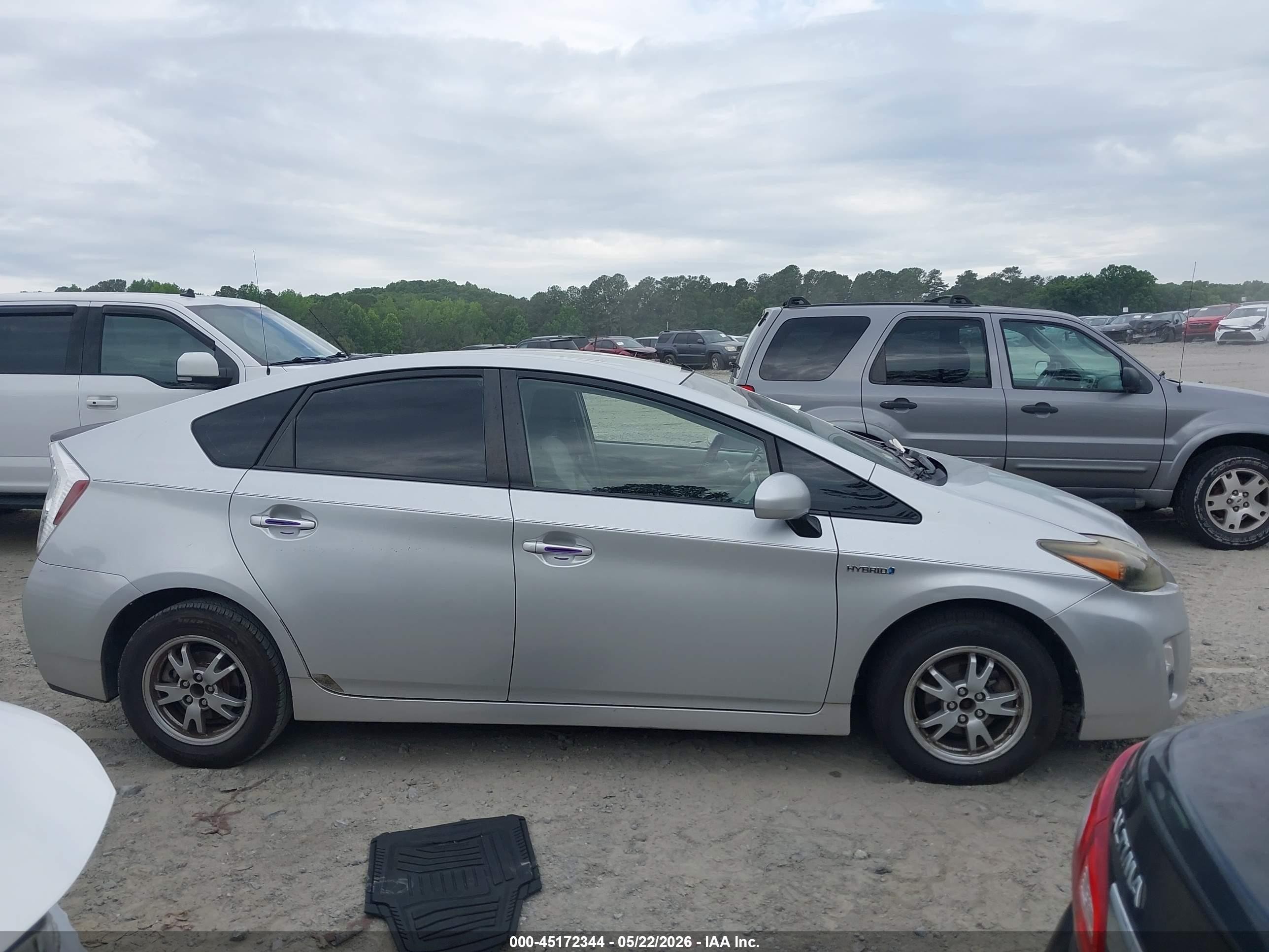 2010 Toyota Prius Ii Silver vin: JTDKN3DU0A0204839