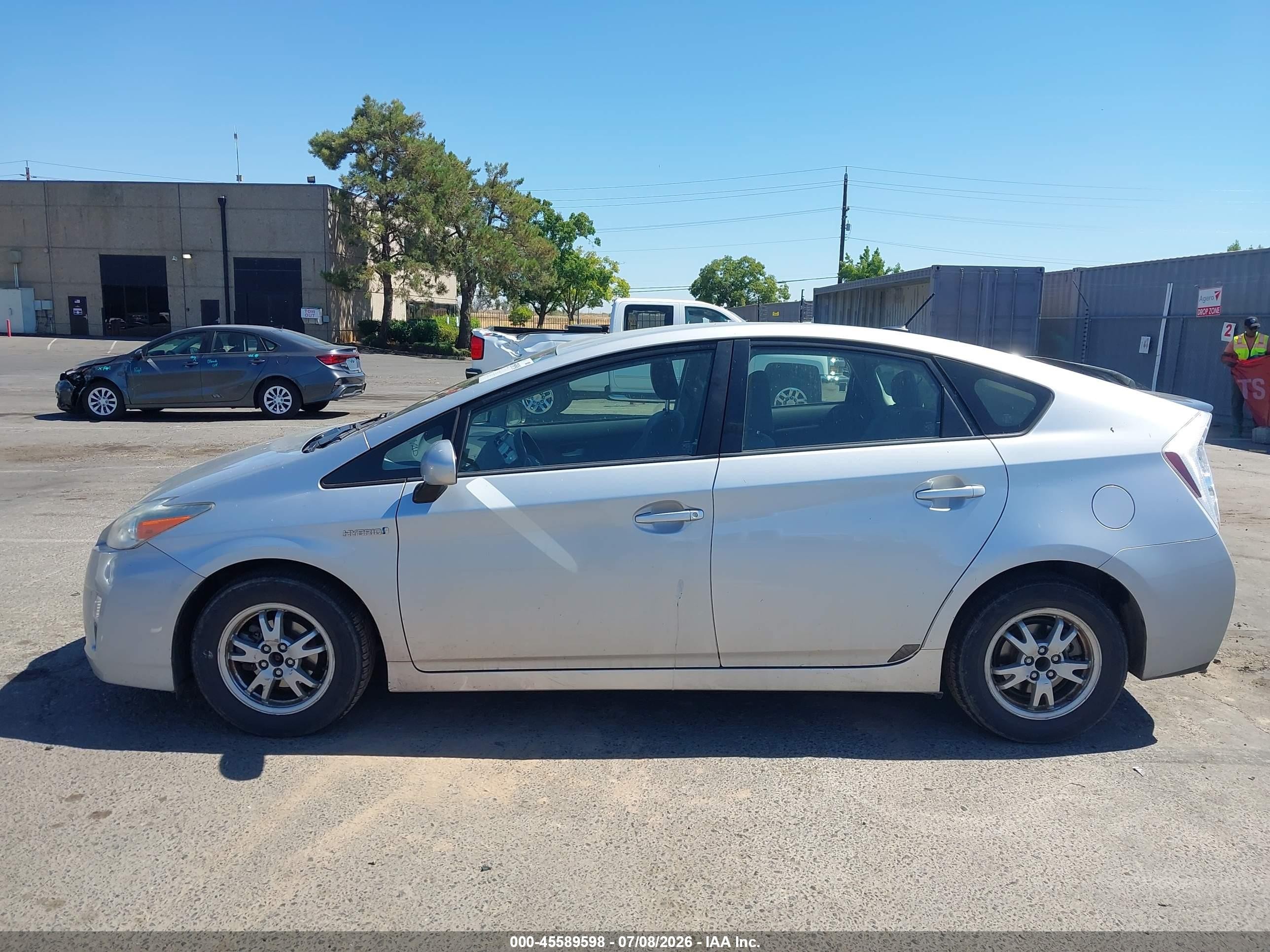 2010 Toyota Prius Ii Silver vin: JTDKN3DU0A0219860