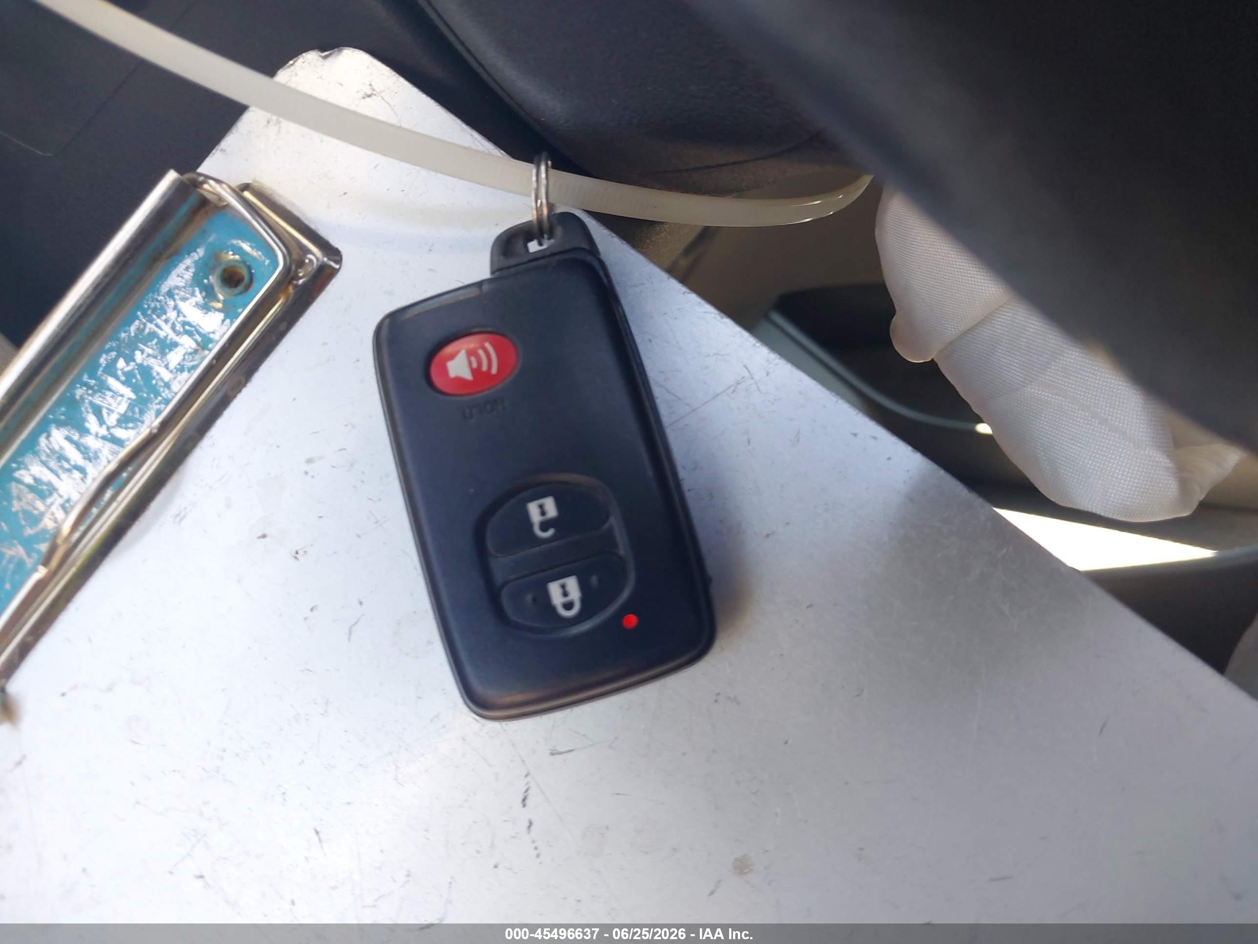 2010 Toyota Prius Ii Blue vin: JTDKN3DU0A0223665