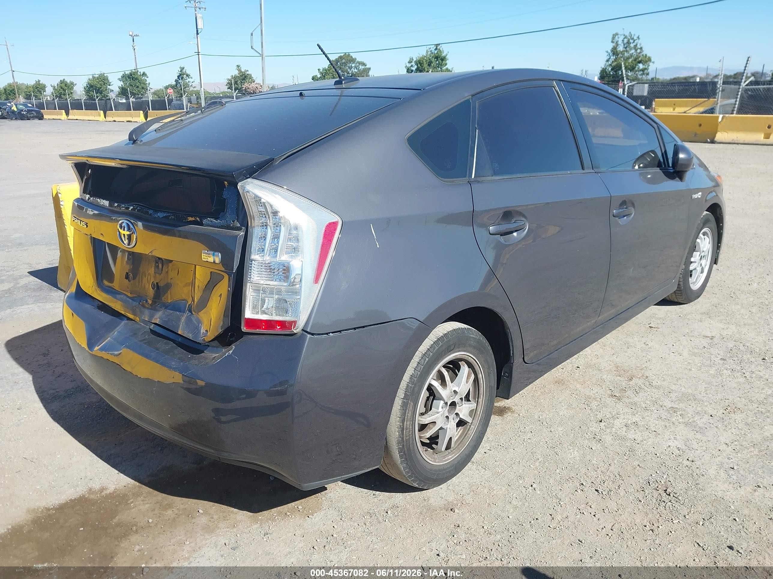 2010 Toyota Prius Ii Gray vin: JTDKN3DU0A5082647