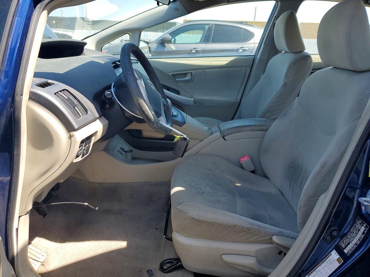 2011 Toyota Prius Two Синий vin: JTDKN3DU0B0247790