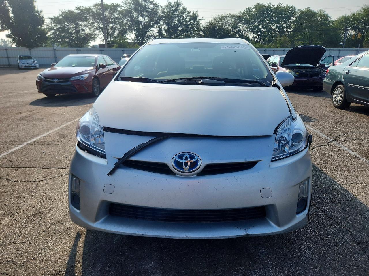 2011 Toyota Prius Three Silver vin: JTDKN3DU0B0248826