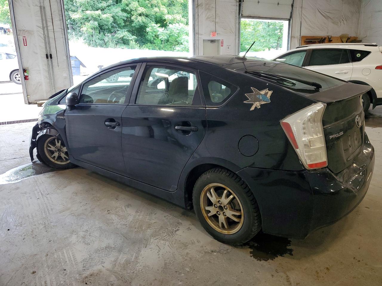 2011 Toyota Prius Two Blue vin: JTDKN3DU0B0249720
