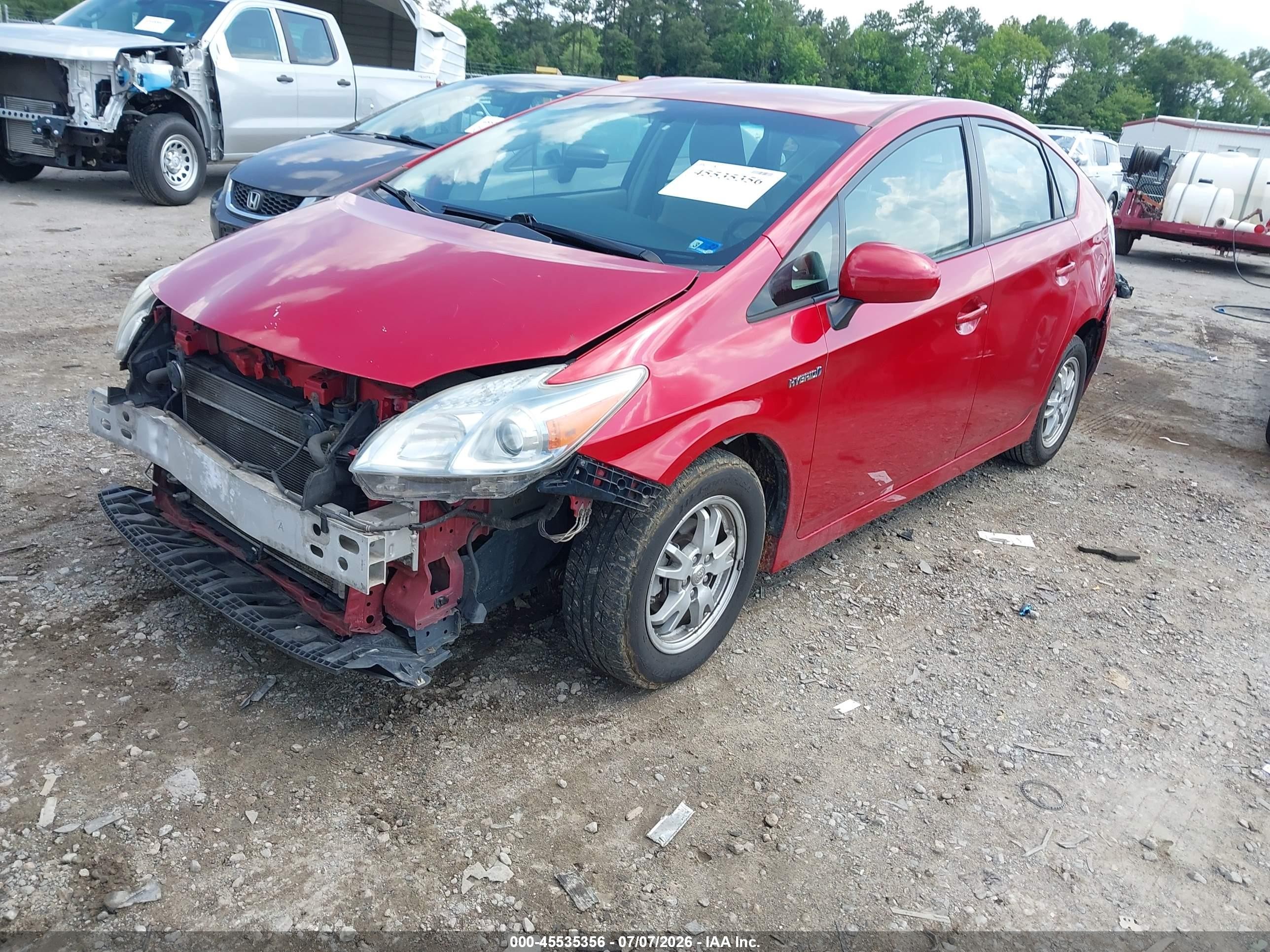 2011 Toyota Prius Three Красный vin: JTDKN3DU0B0258658