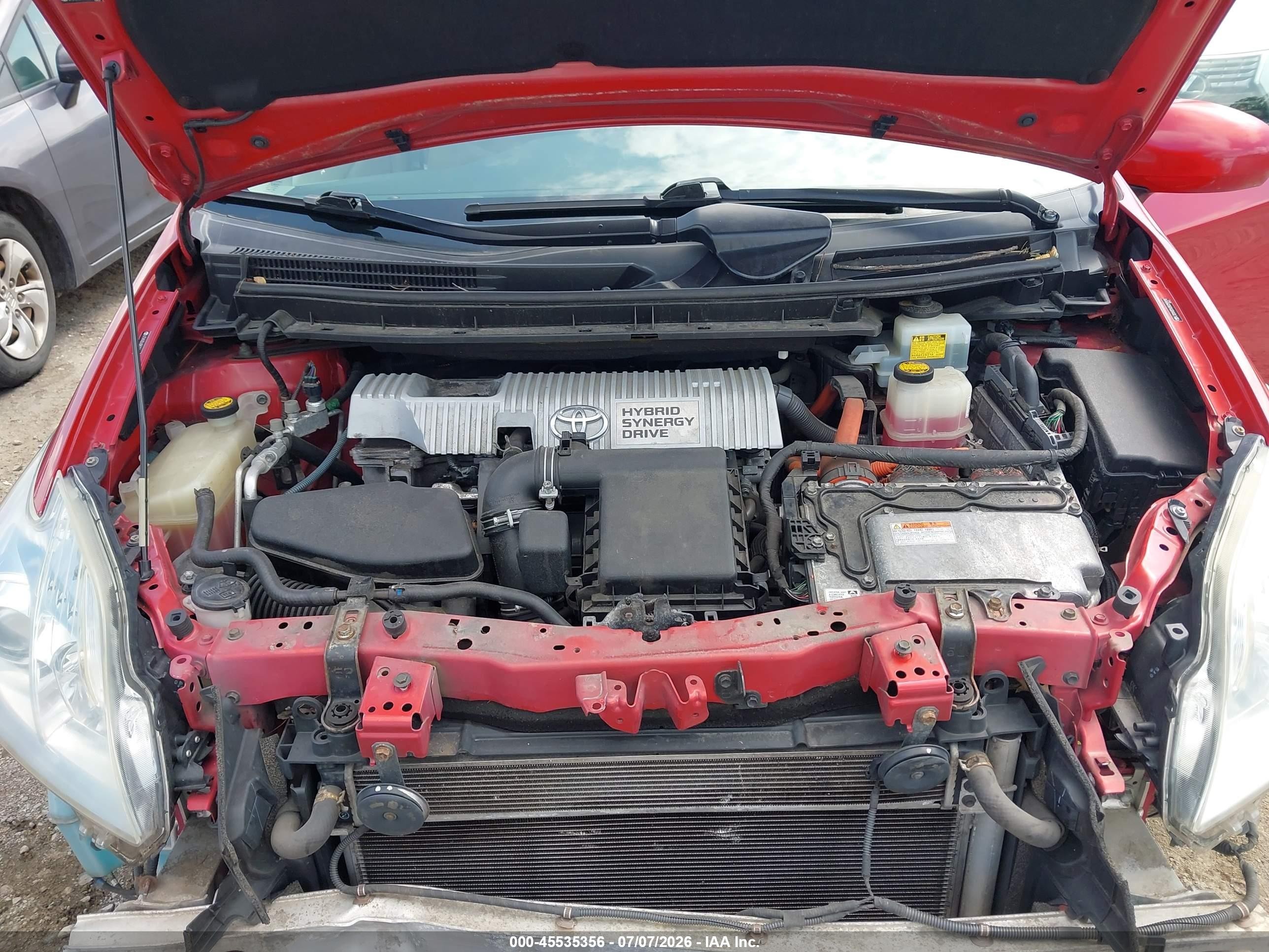 2011 Toyota Prius Three Красный vin: JTDKN3DU0B0258658