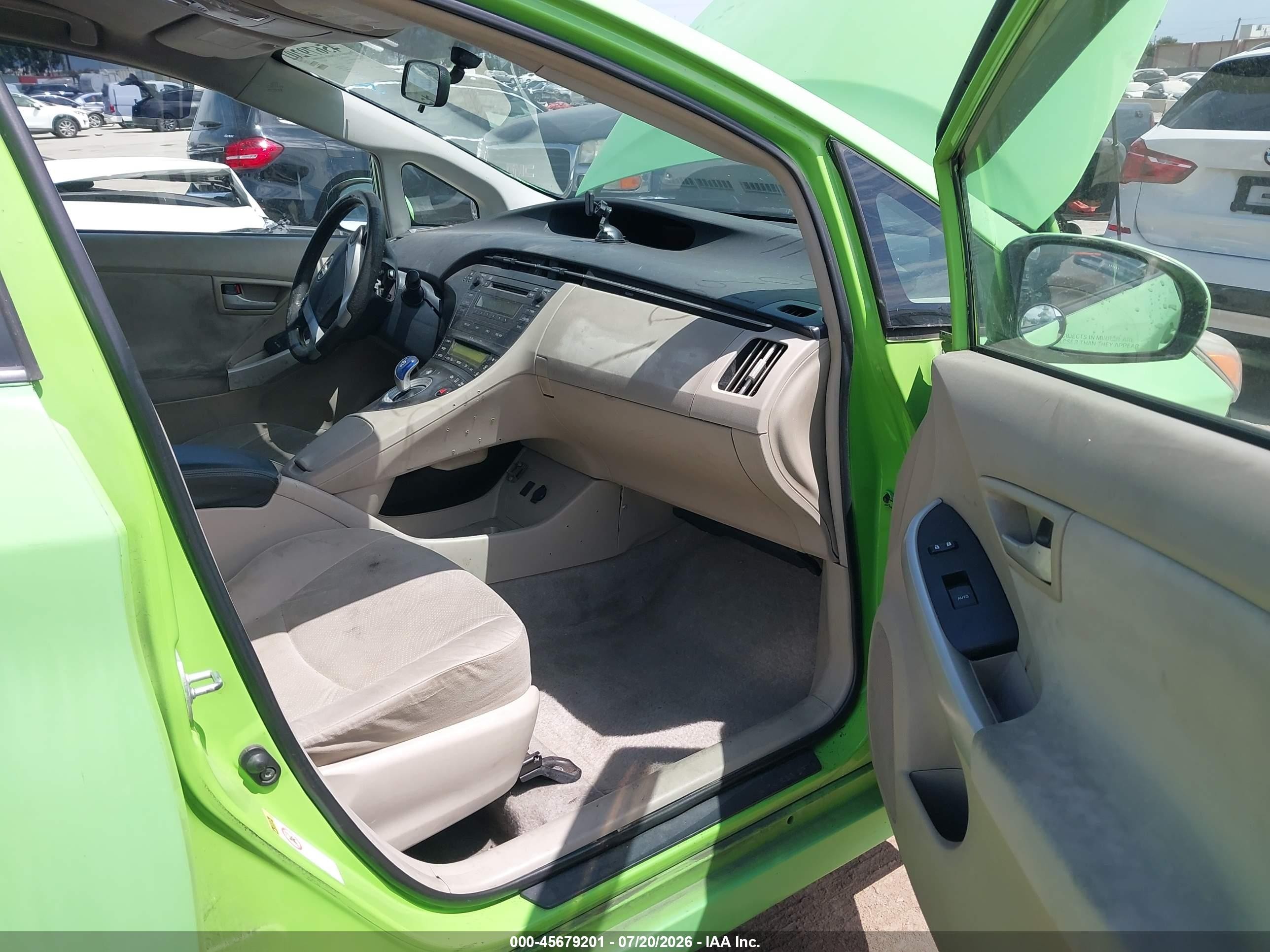 2011 Toyota Prius Two Green vin: JTDKN3DU0B0264962