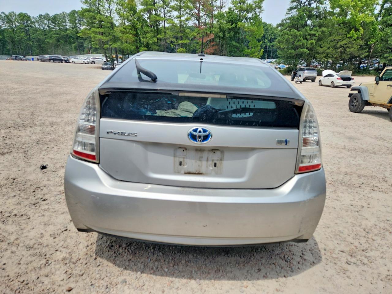 2011 Toyota Prius Two Silver vin: JTDKN3DU0B0282653