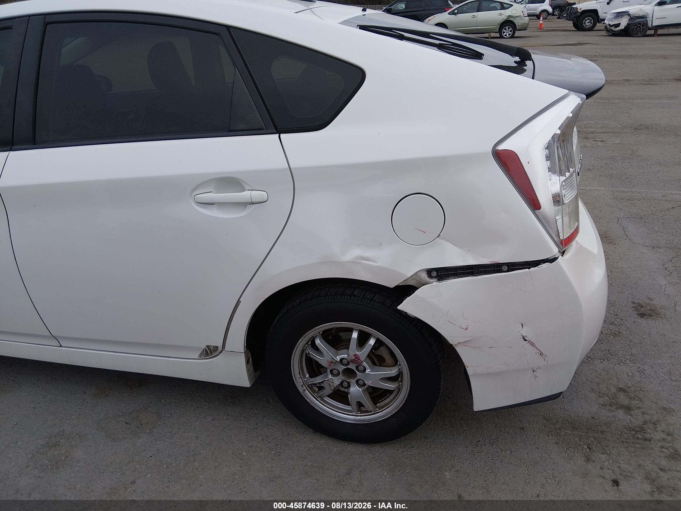 2011 Toyota Prius Two Белый vin: JTDKN3DU0B0325033